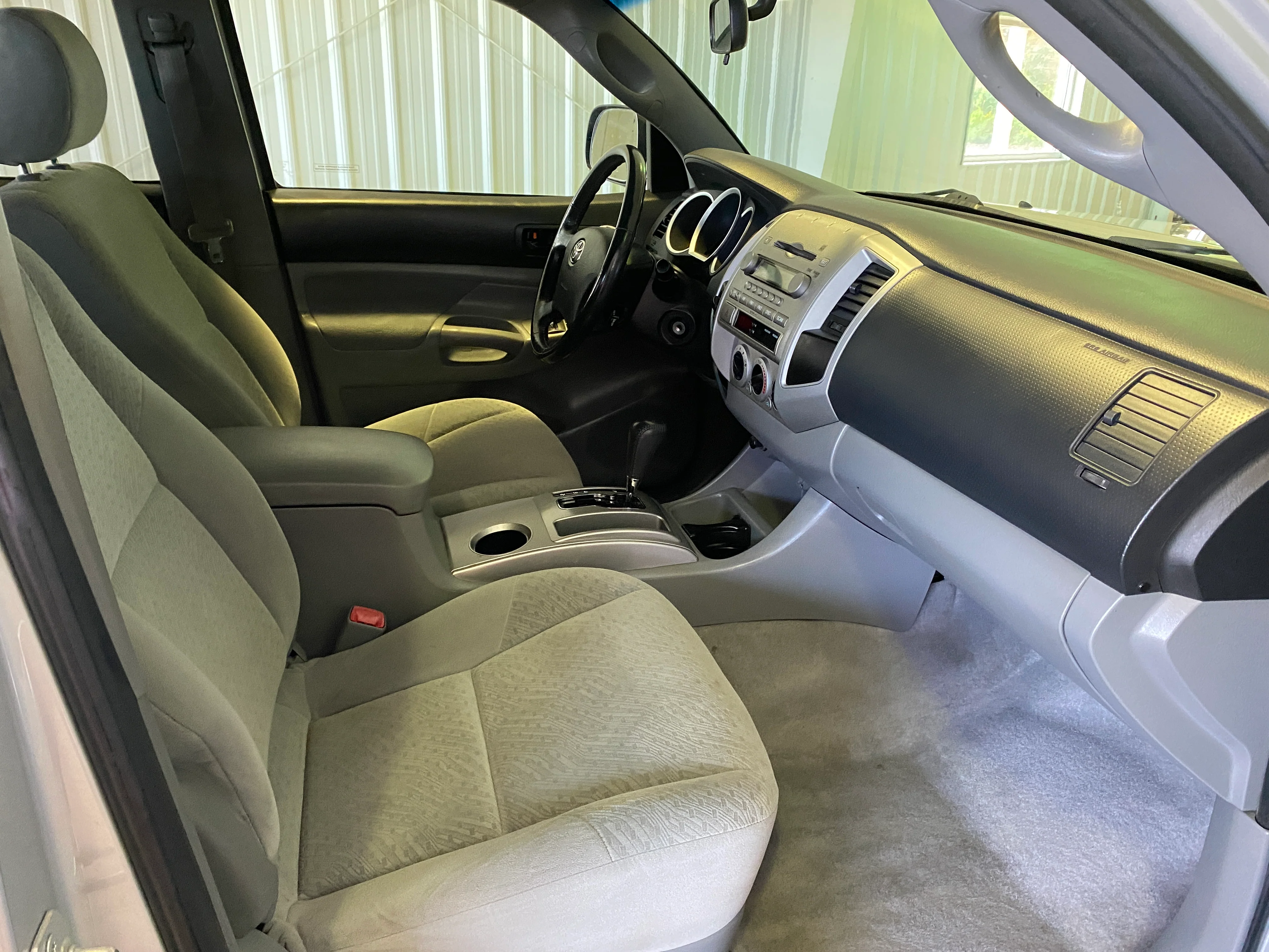2007 Toyota Tacoma Double Cab 4WD 4.0L Long Bed - Image 14