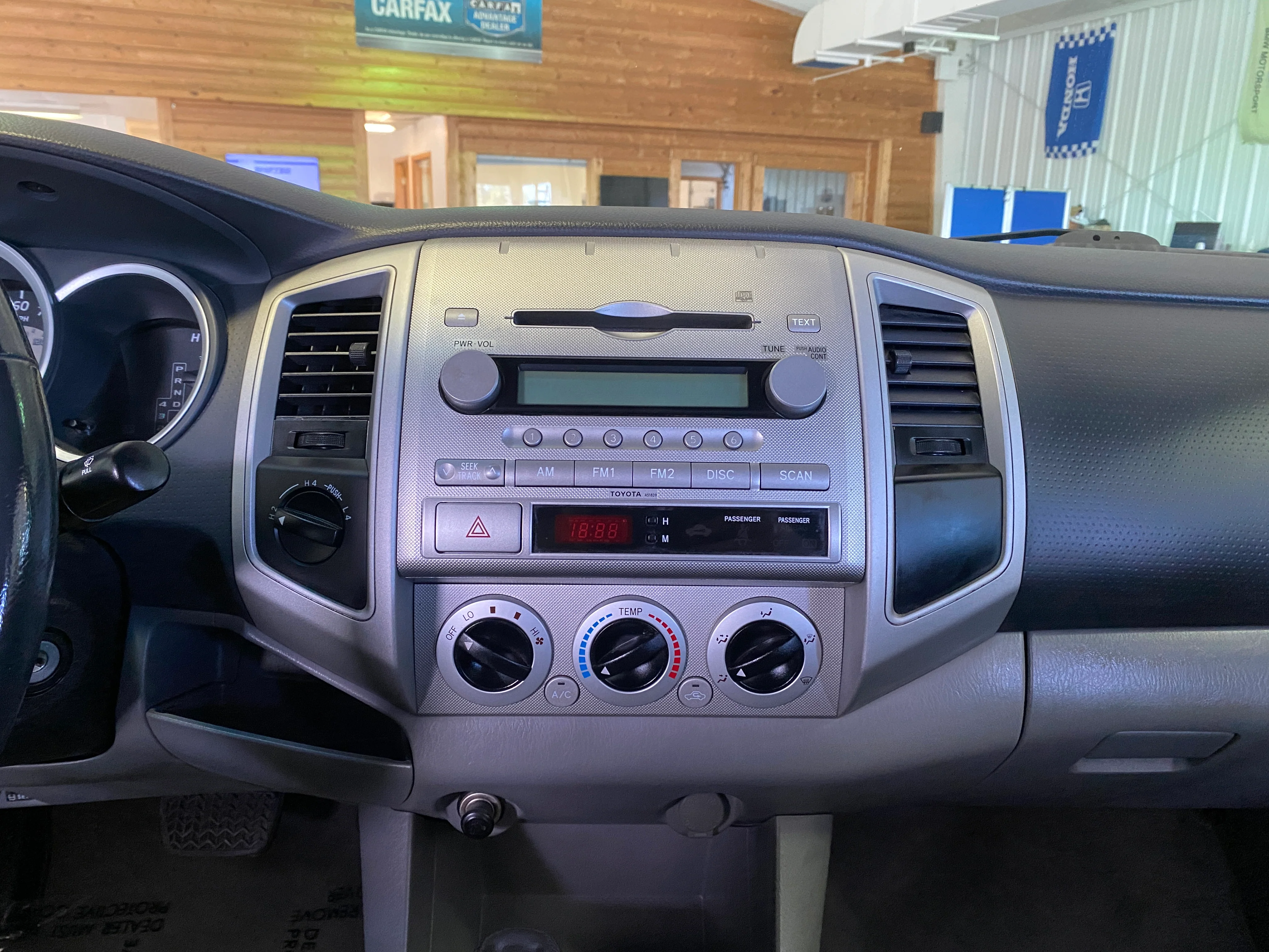 2007 Toyota Tacoma Double Cab 4WD 4.0L Long Bed - Image 19