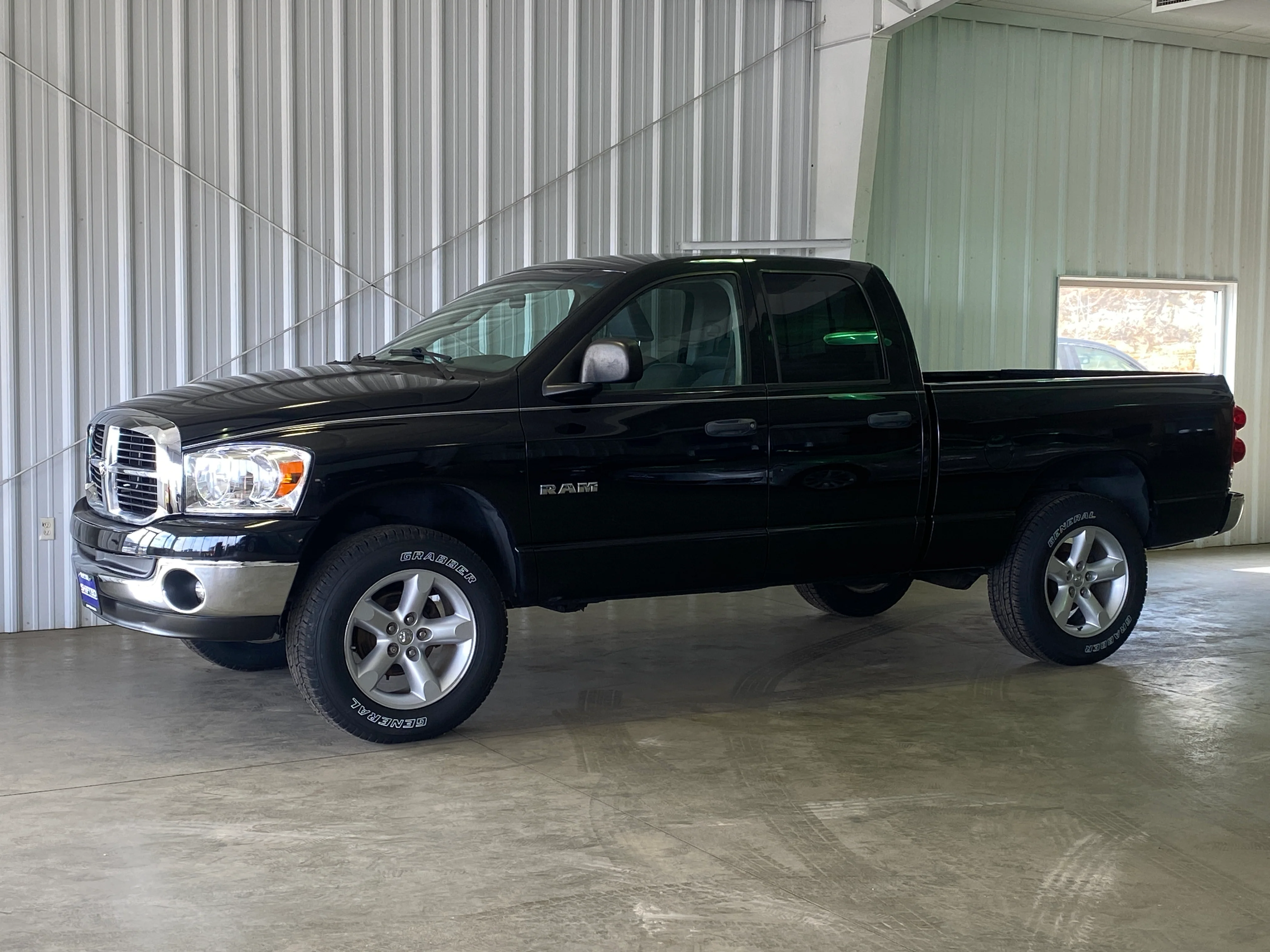 2008 Dodge Ram 1500 4WD Manual