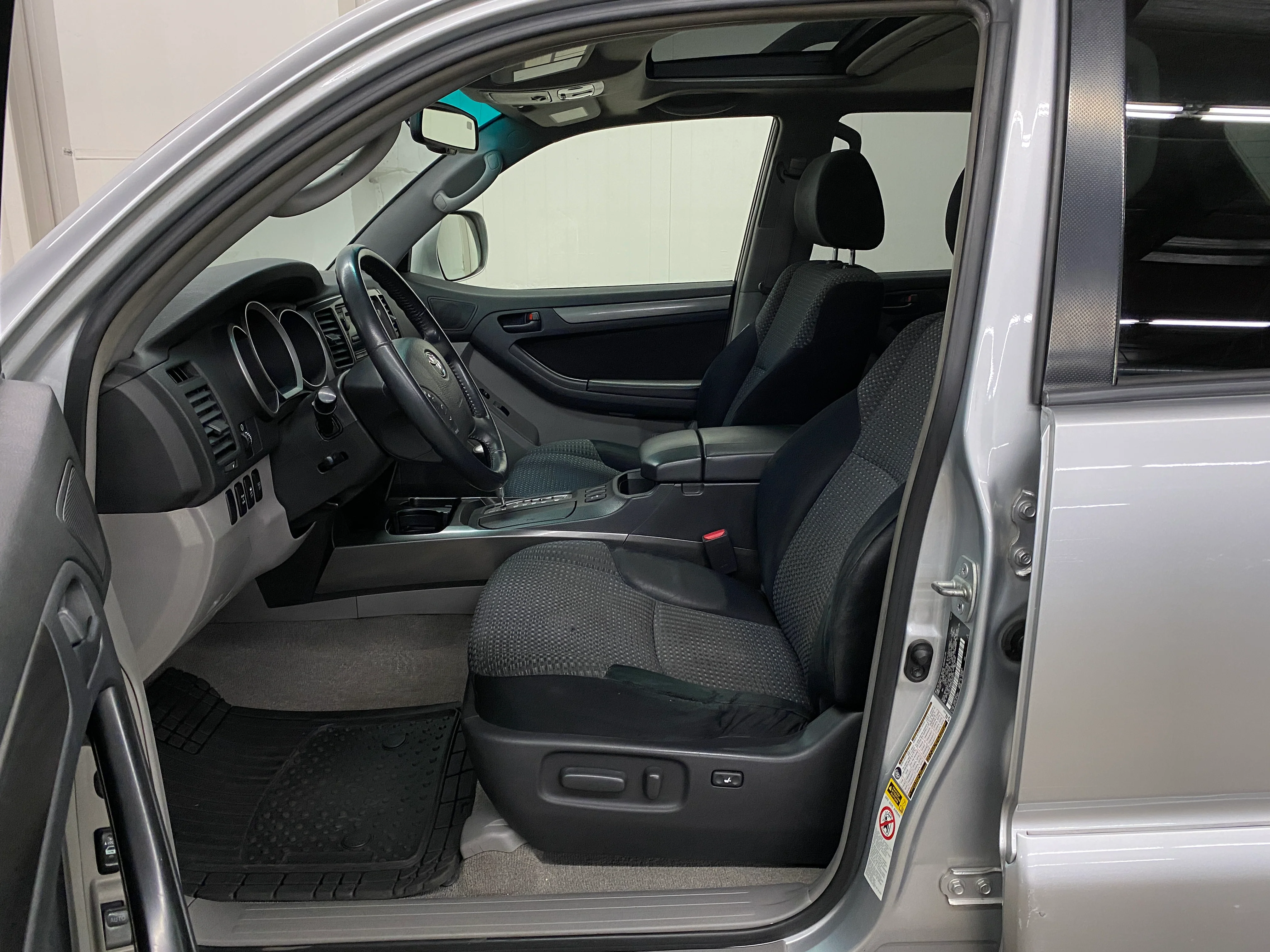 2008 Toyota 4Runner Sport Edition 4.7L 4WD - Image 13