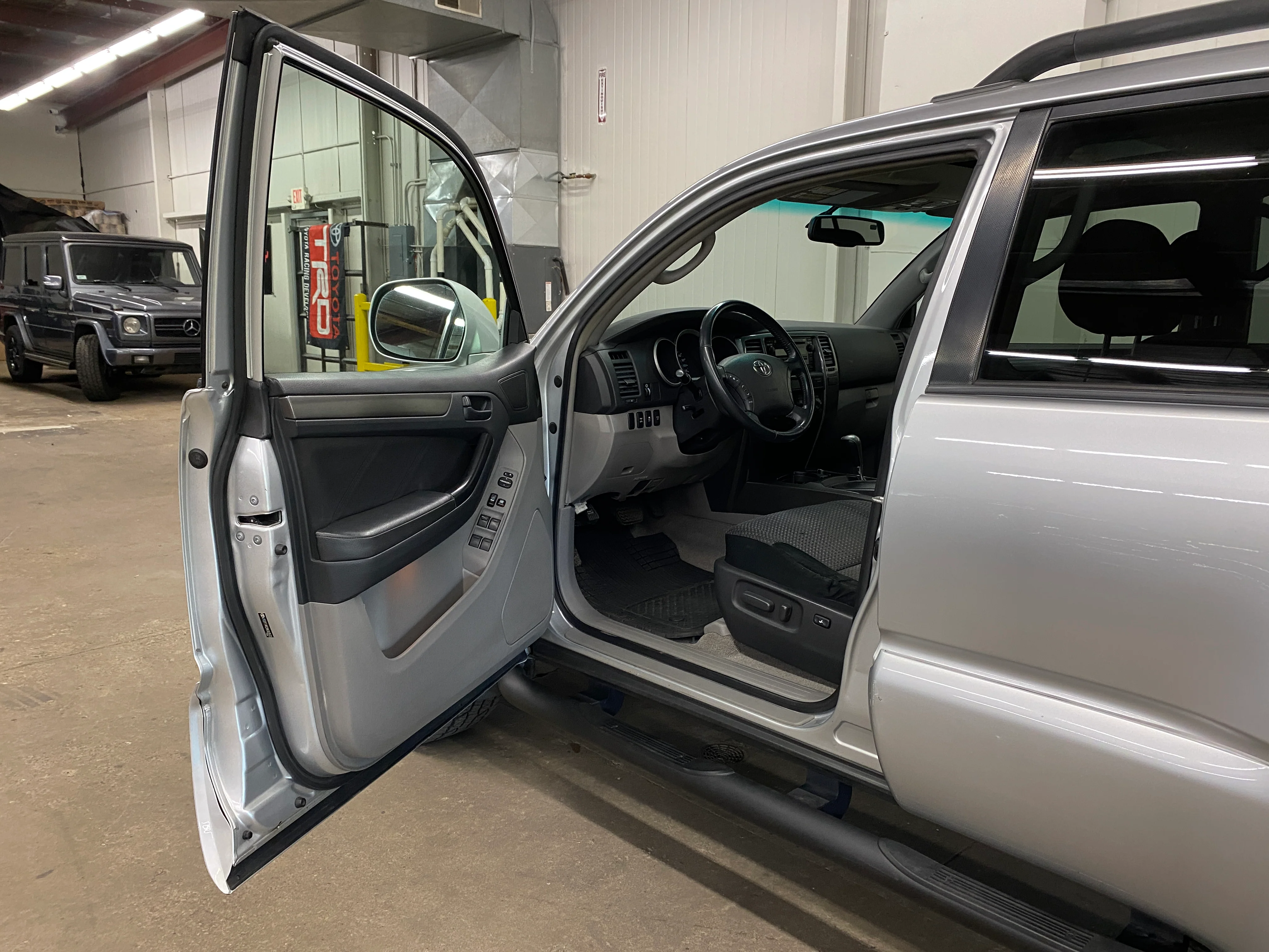 2008 Toyota 4Runner Sport Edition 4.7L 4WD - Image 41