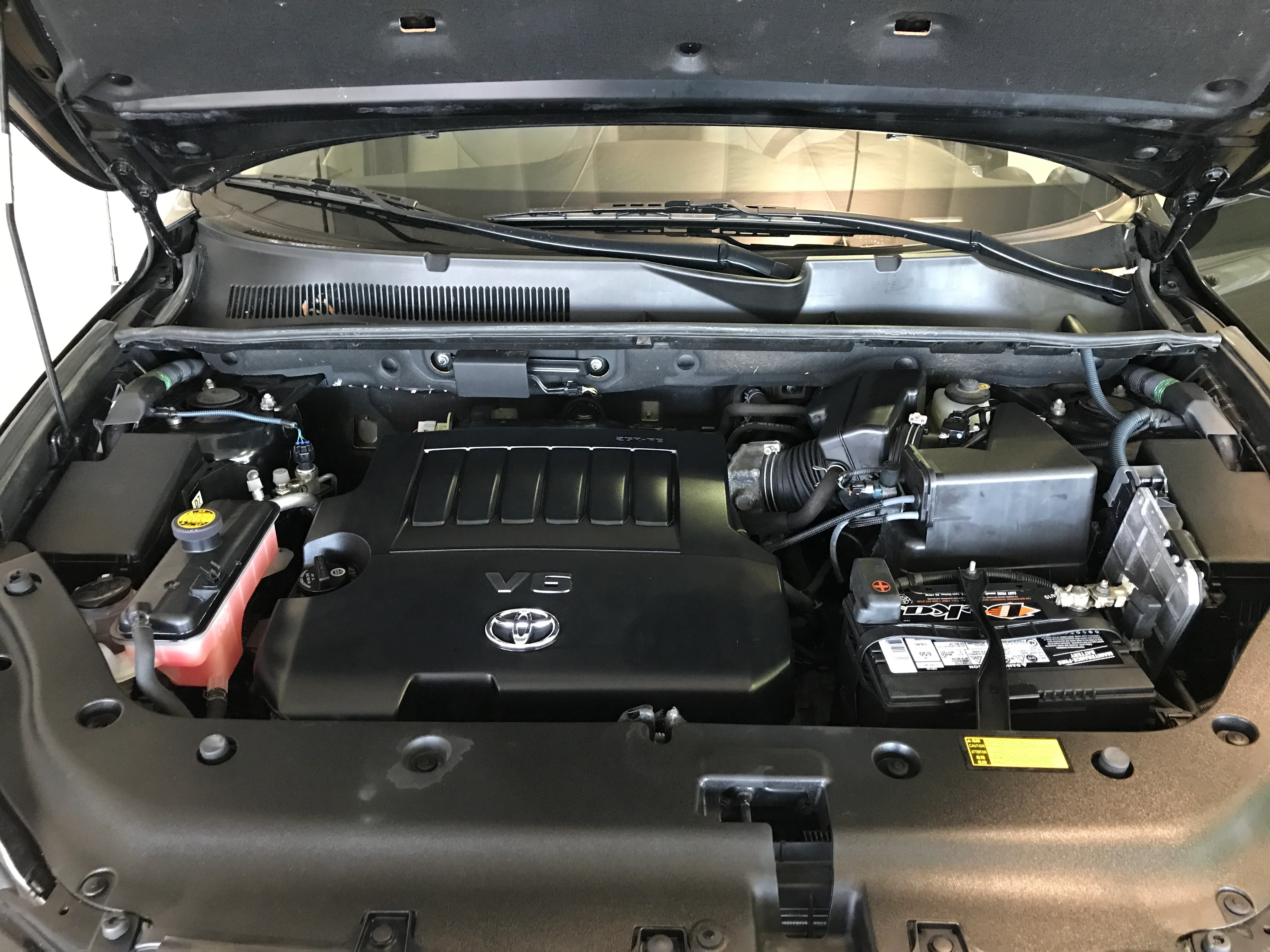 2008 Toyota RAV4 - Image 10