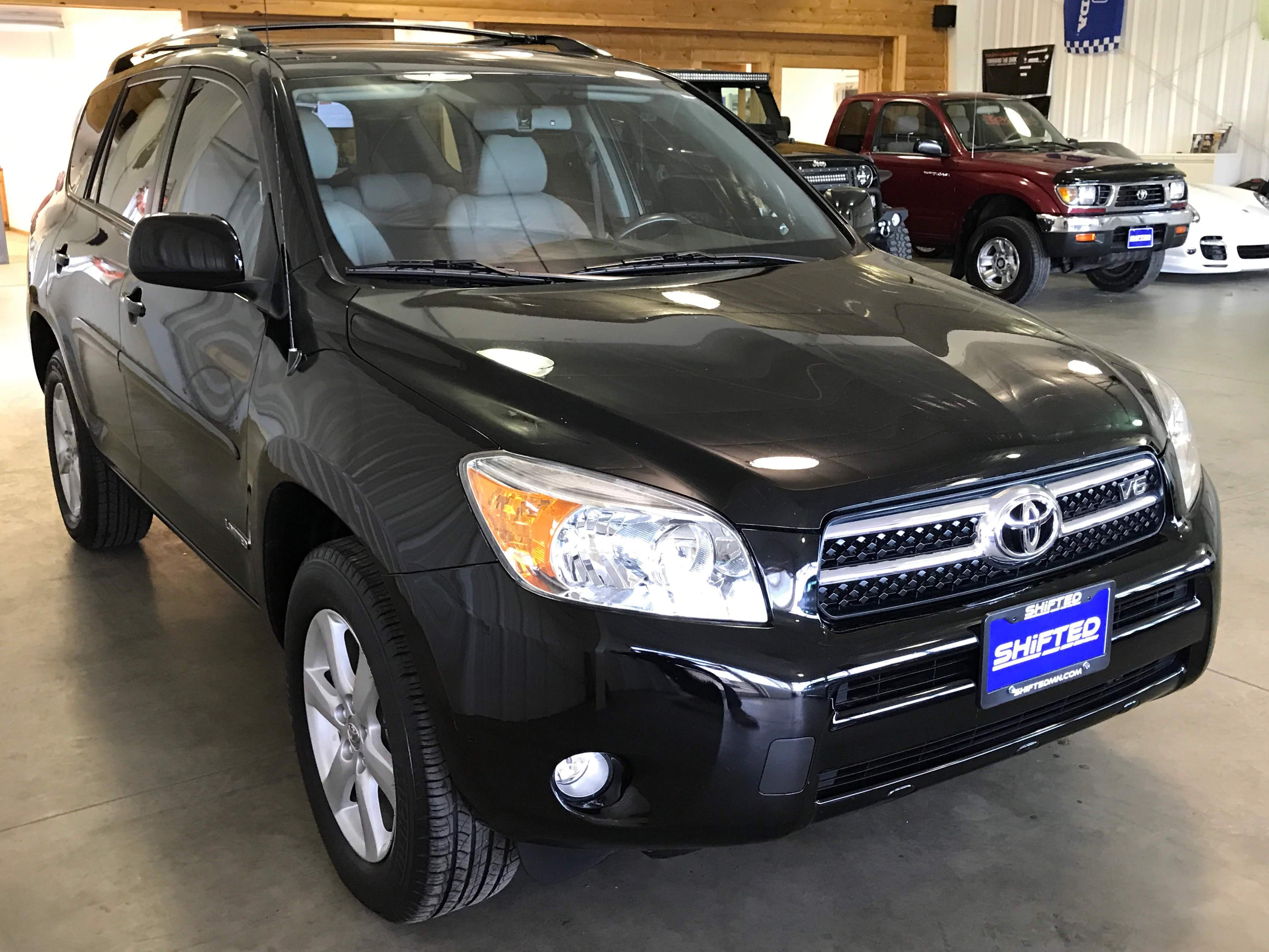 2008 Toyota RAV4 - Image 6