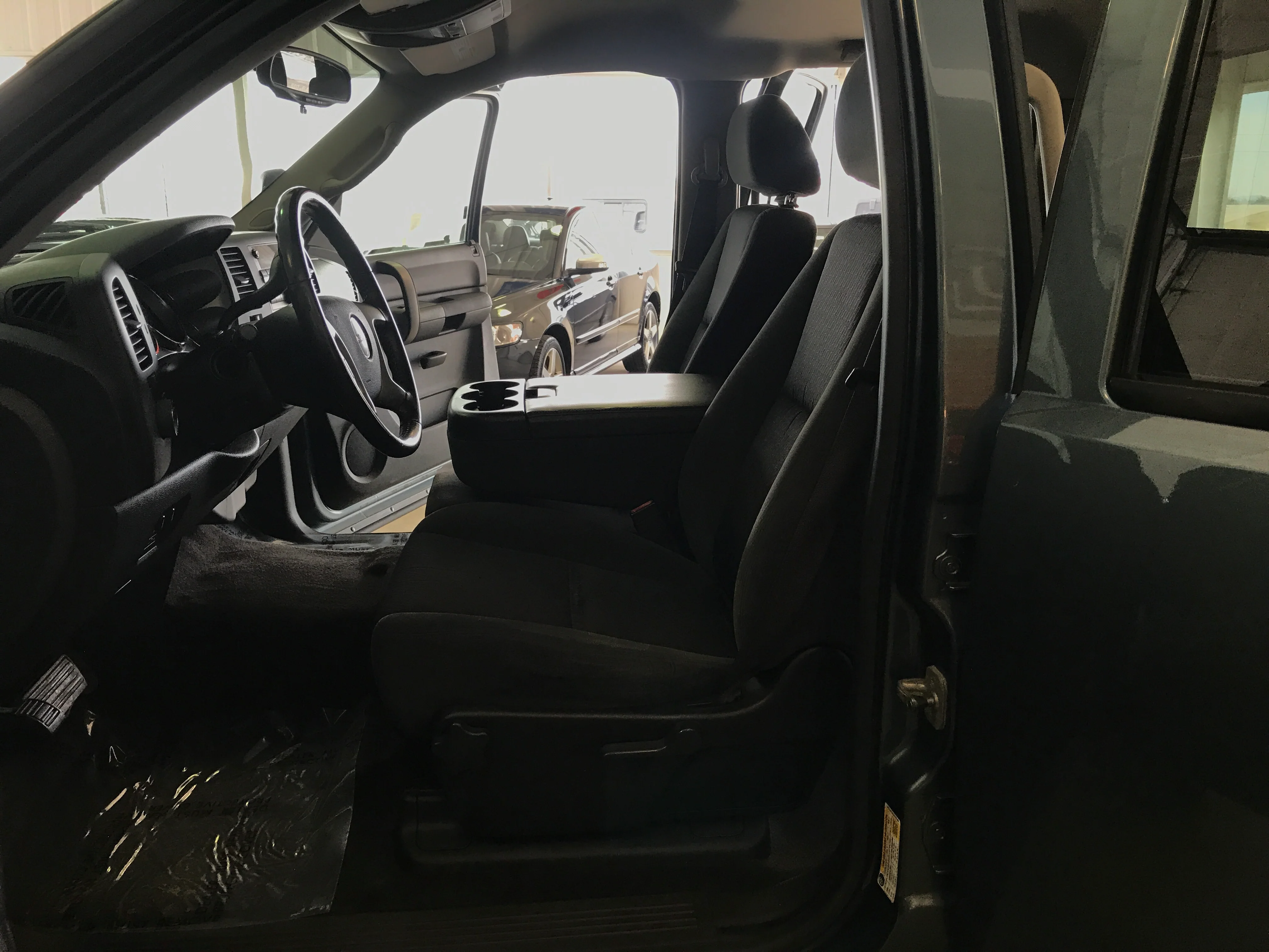 2009 GMC Sierra 1500 Quad Cab Z71 - Image 13