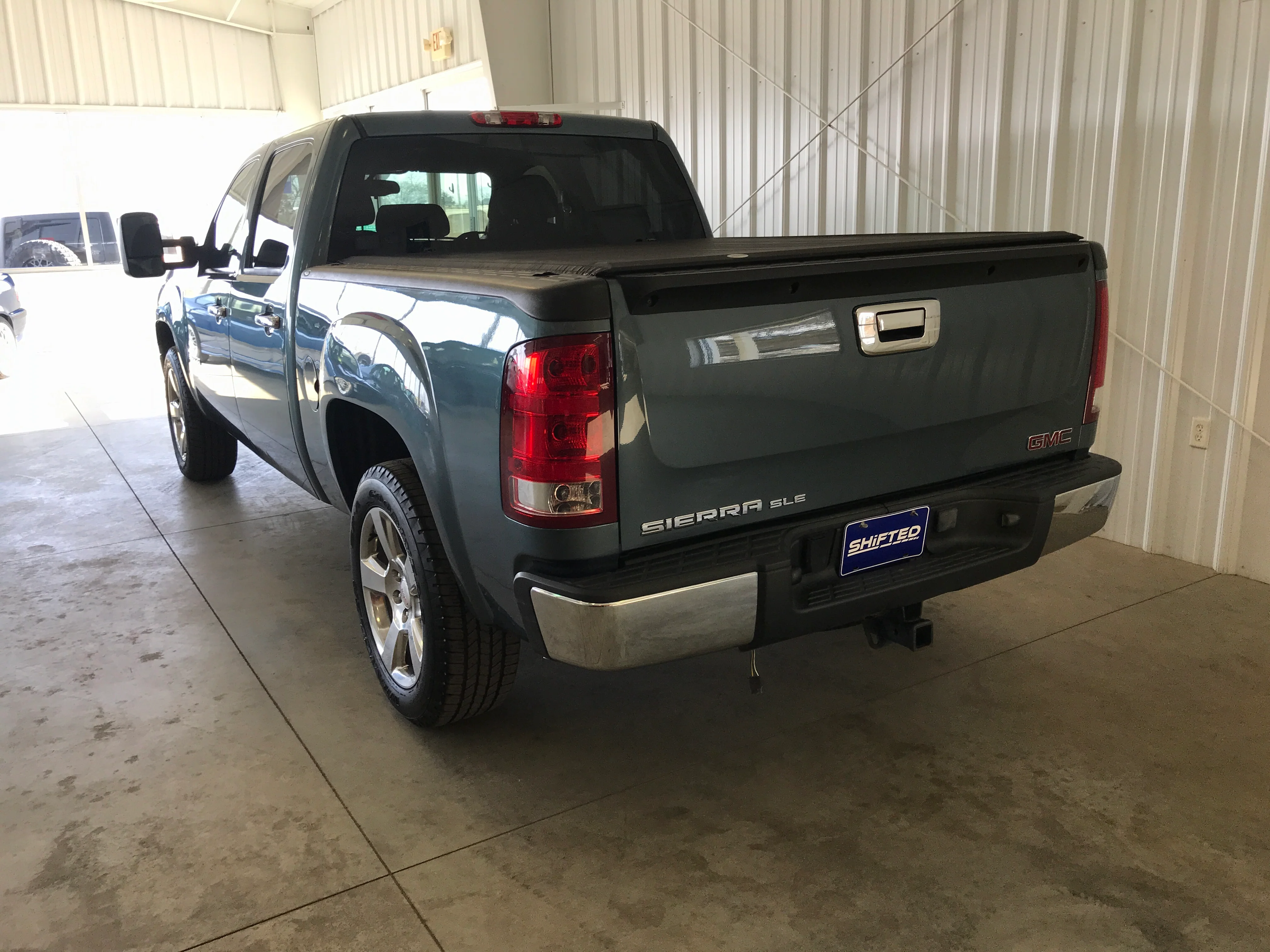2009 GMC Sierra 1500 Quad Cab Z71 - Image 3