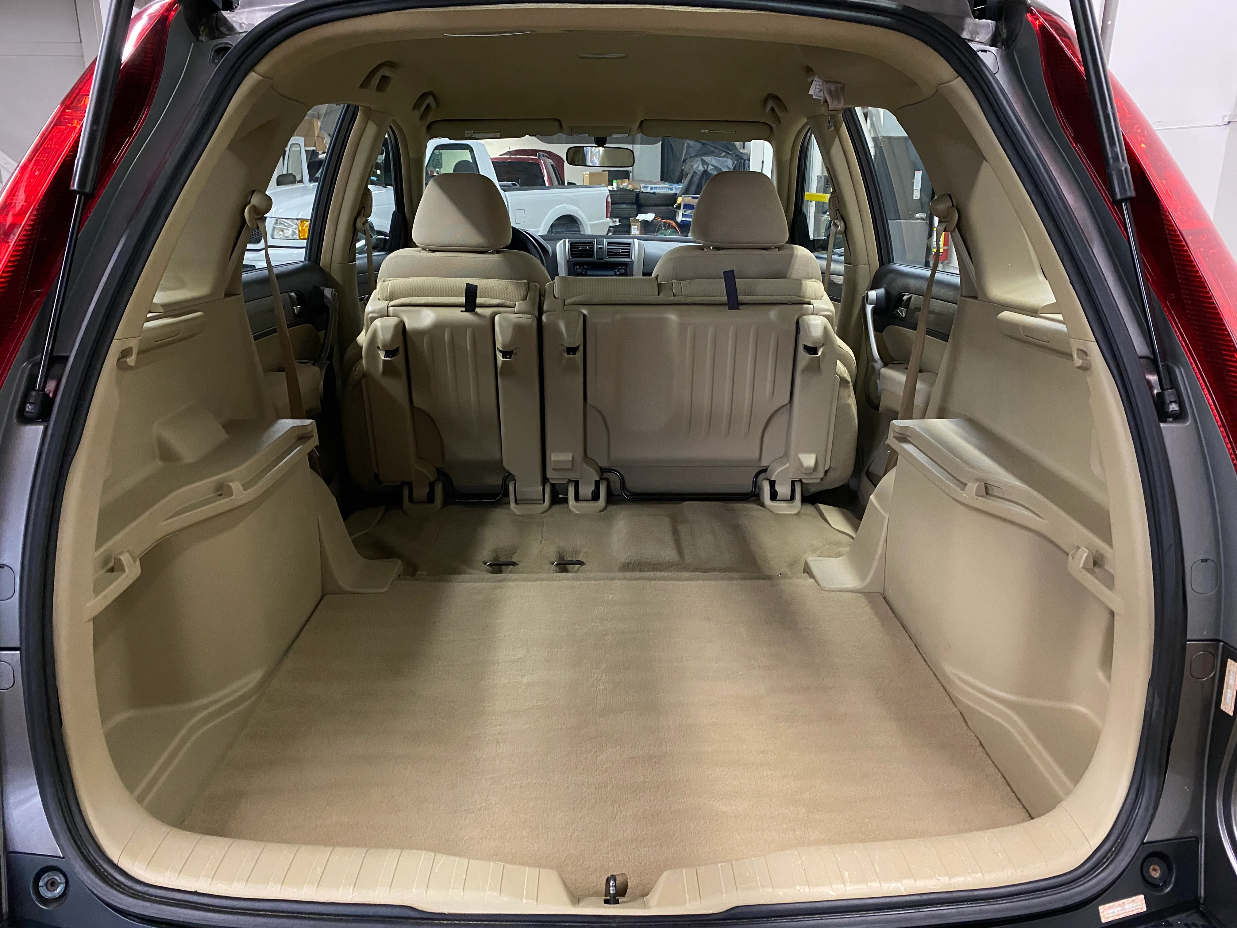 2009 Honda CR-V LX 4WD - Image 14