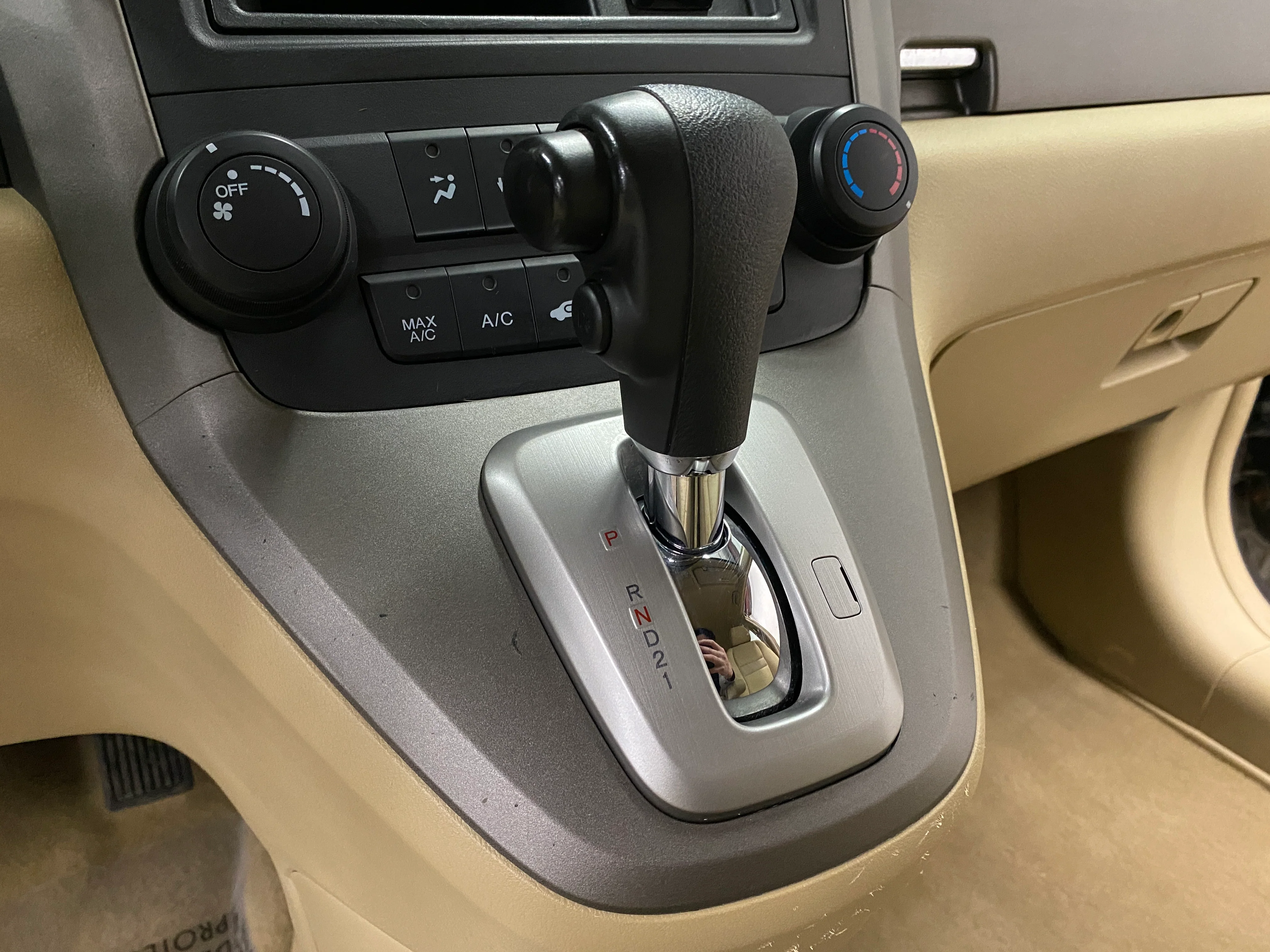 2009 Honda CR-V LX 4WD - Image 23