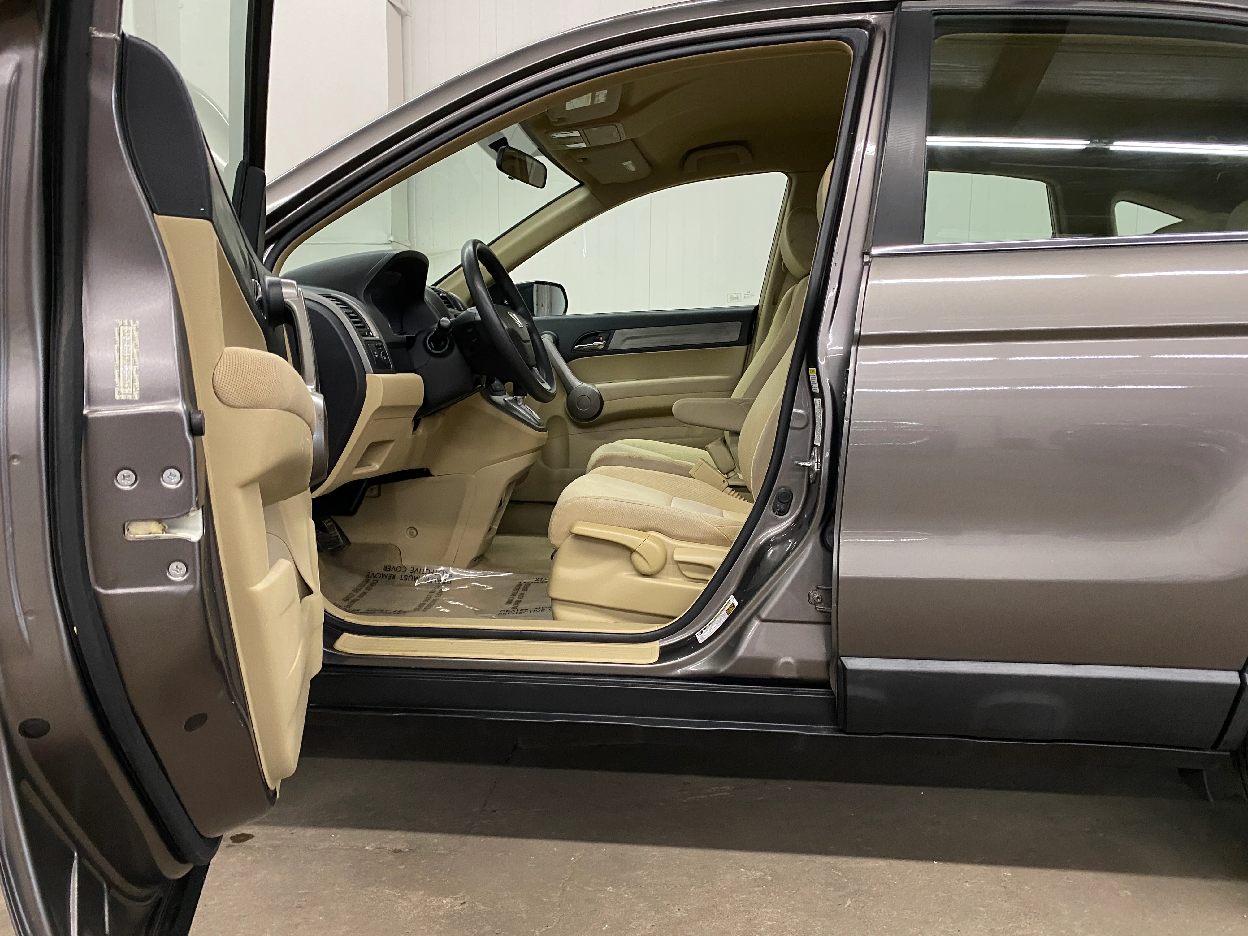 2009 Honda CR-V LX 4WD - Image 33