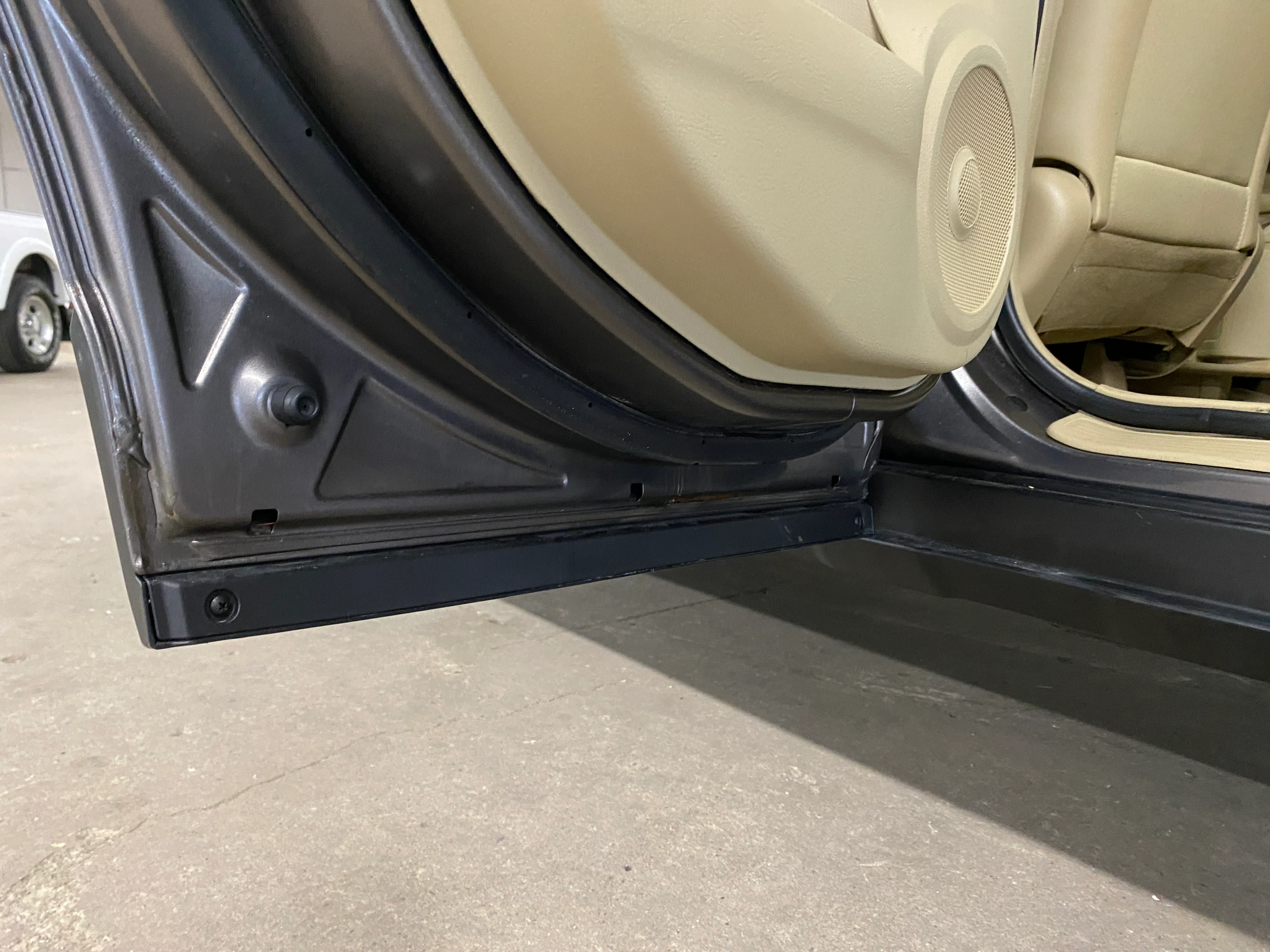 2009 Honda CR-V LX 4WD - Image 38
