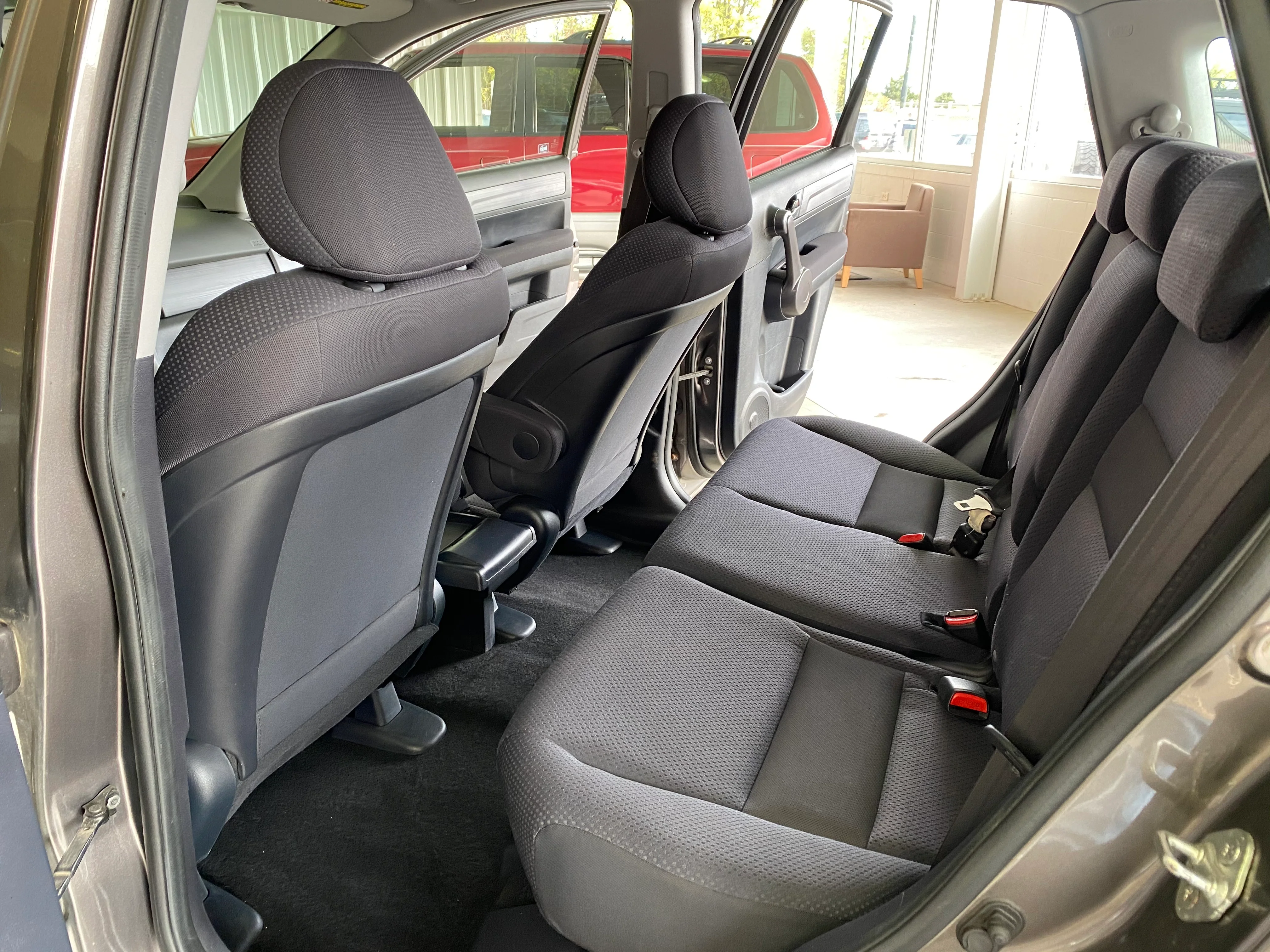2009 Honda CR-V LX AWD - Image 11