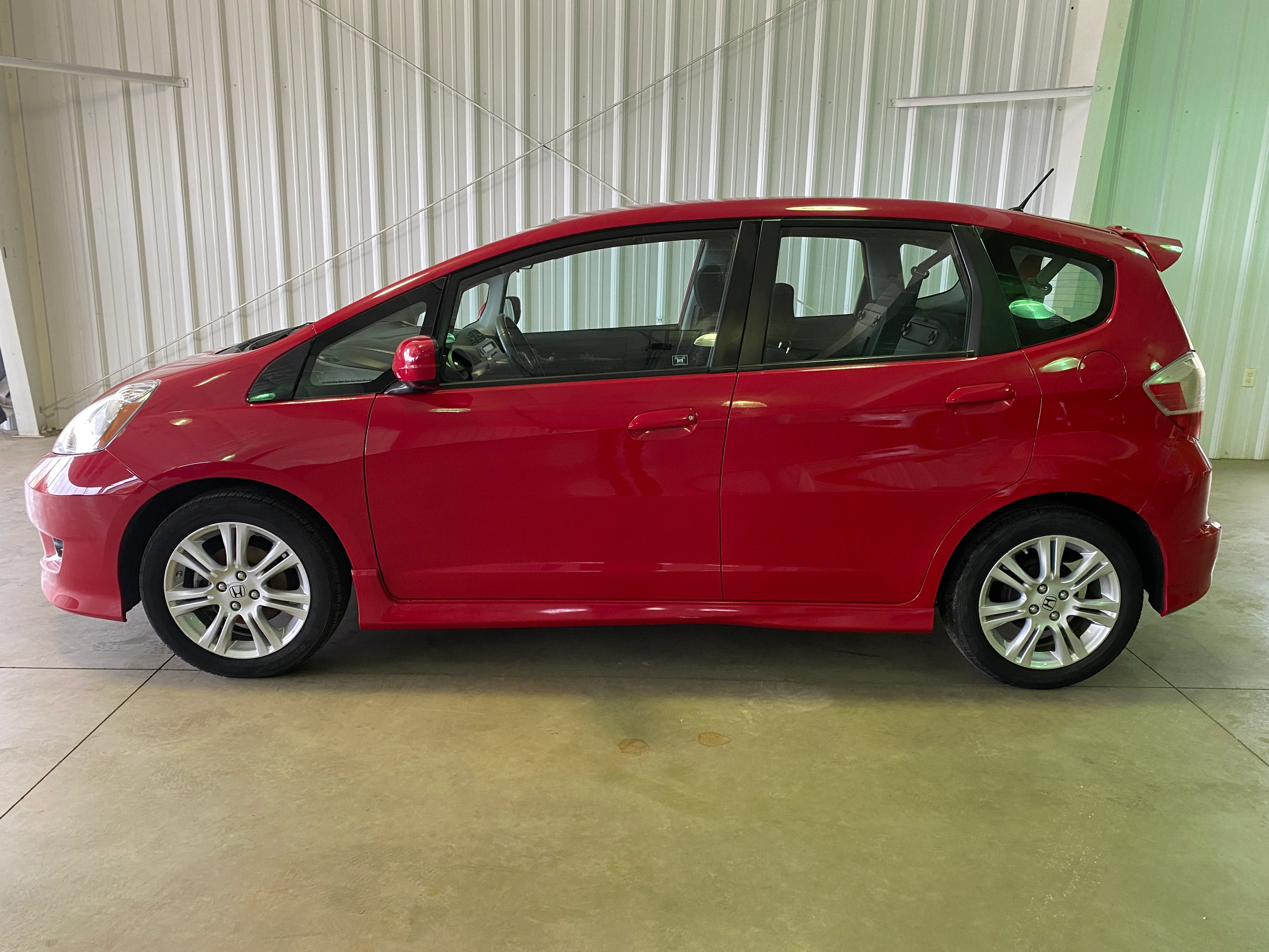 2009 Honda Fit Manual - Image 2
