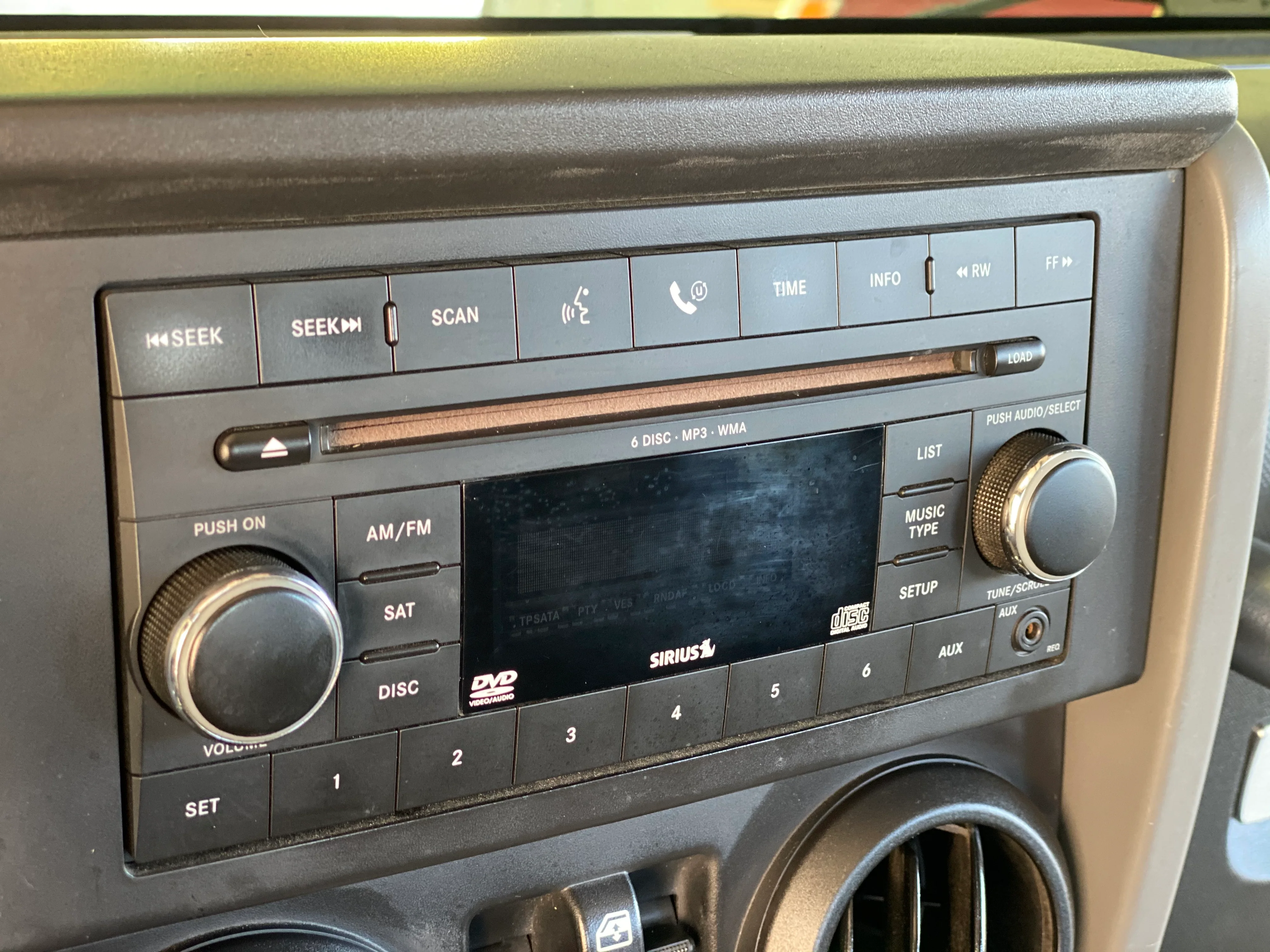 2009 Jeep Wrangler Unlimited 4WD Manual - Image 12