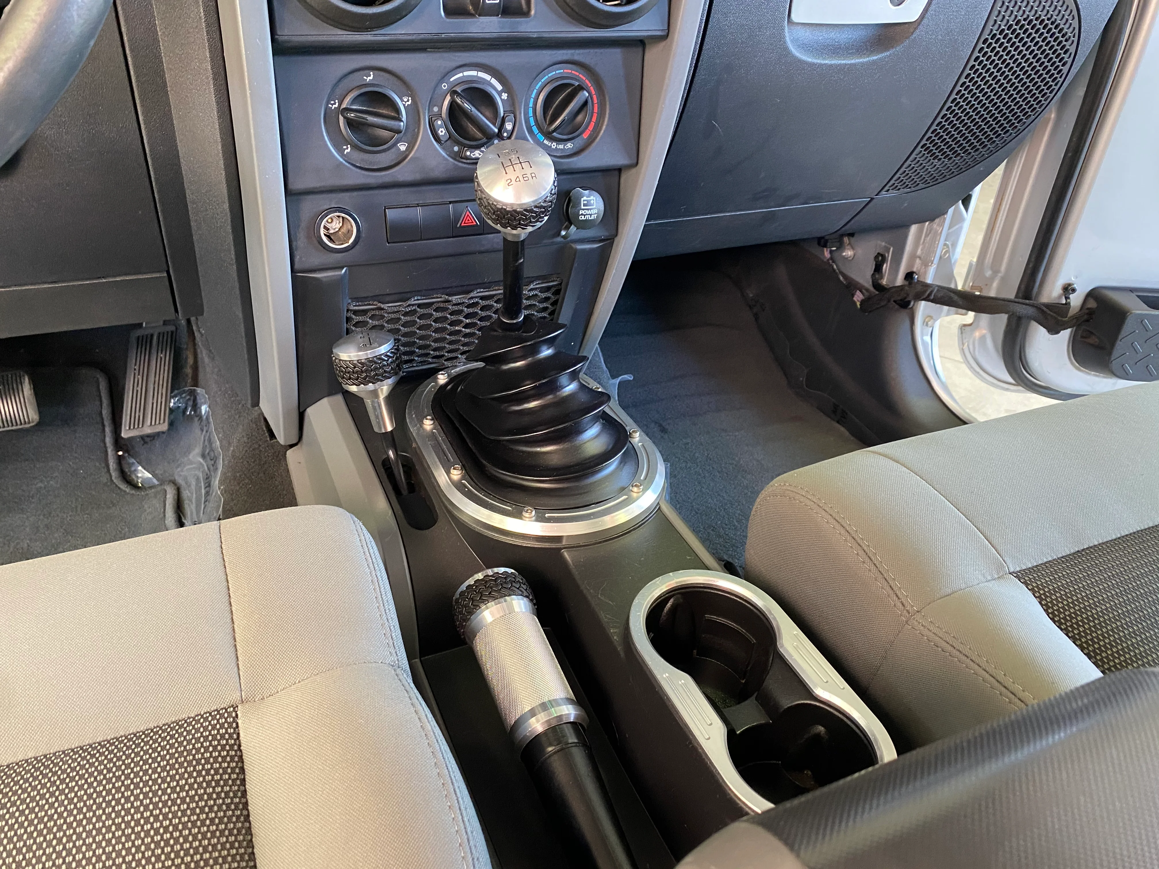 2009 Jeep Wrangler Unlimited 4WD Manual - Image 22