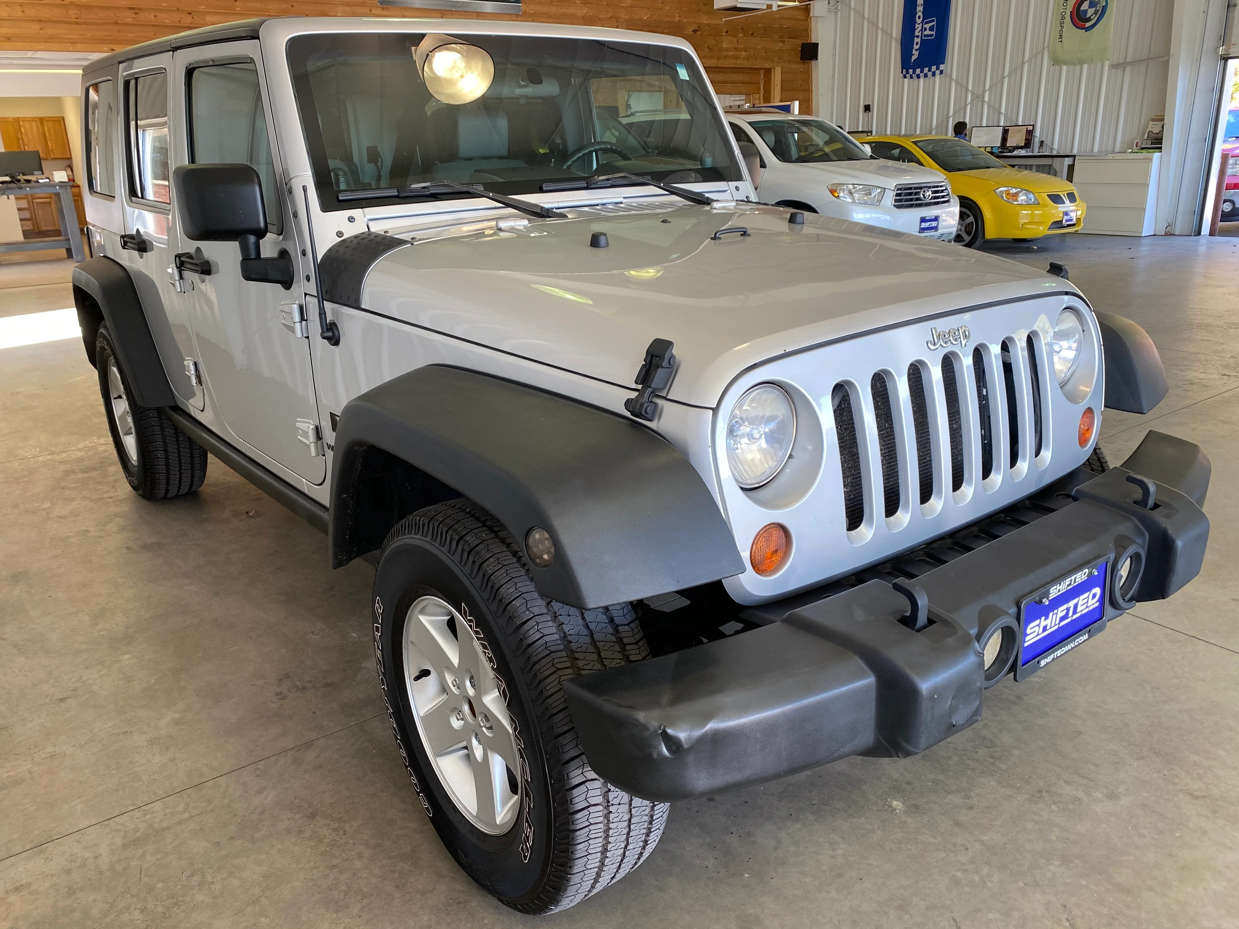 2009 Jeep Wrangler Unlimited 4WD Manual - Image 6