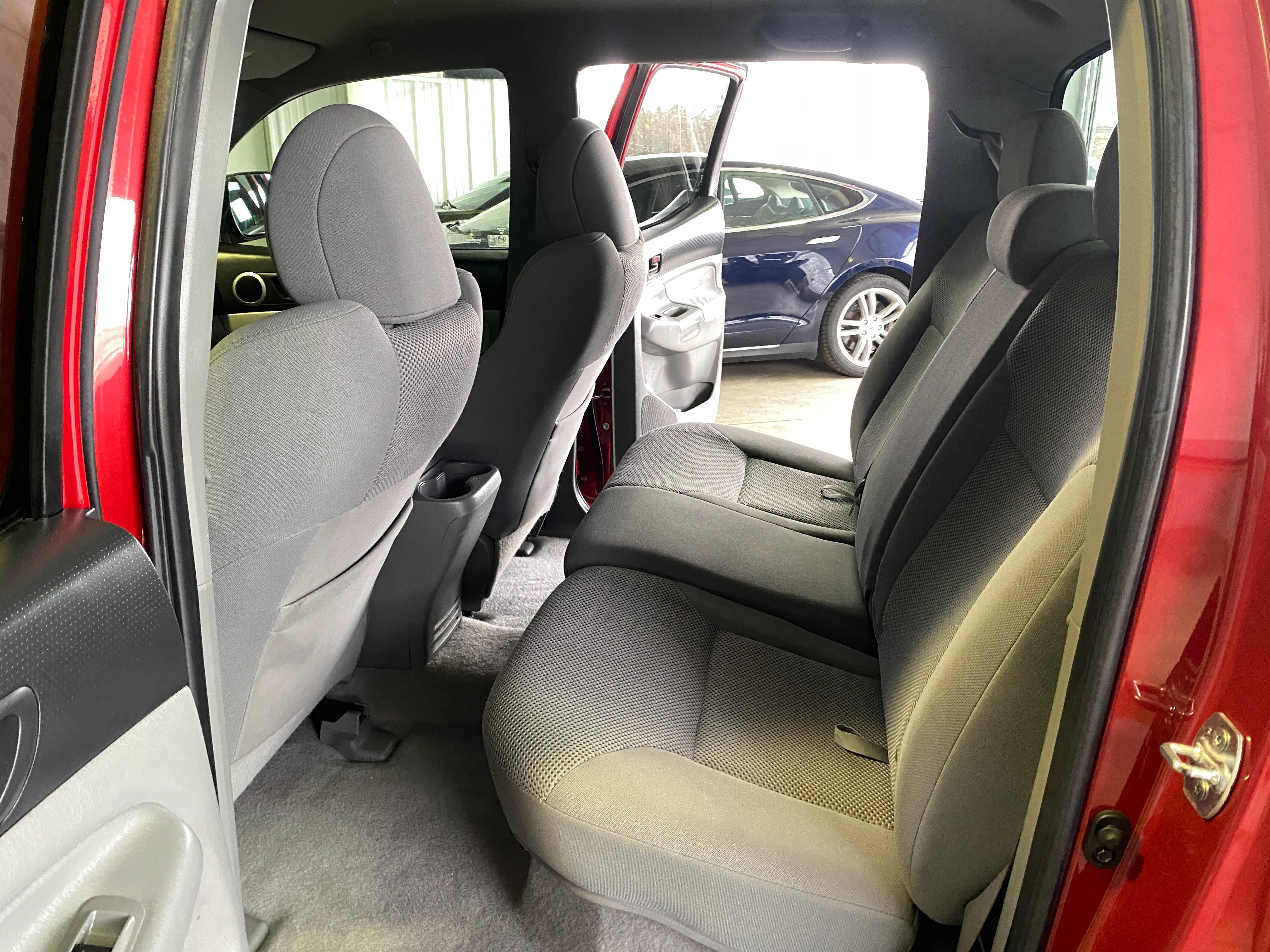 2009 Toyota Tacoma Double Cab TRD Manual - Image 11