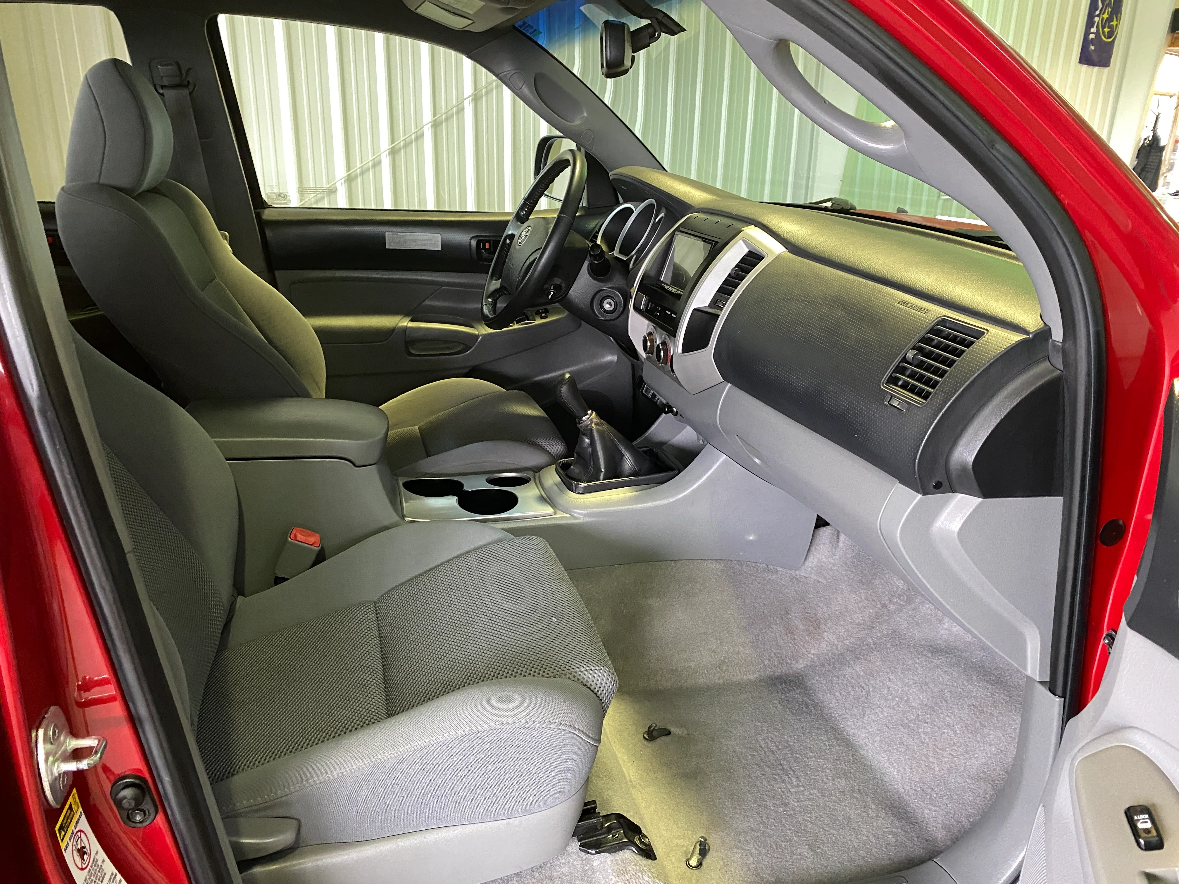 2009 Toyota Tacoma Double Cab TRD Manual - Image 13