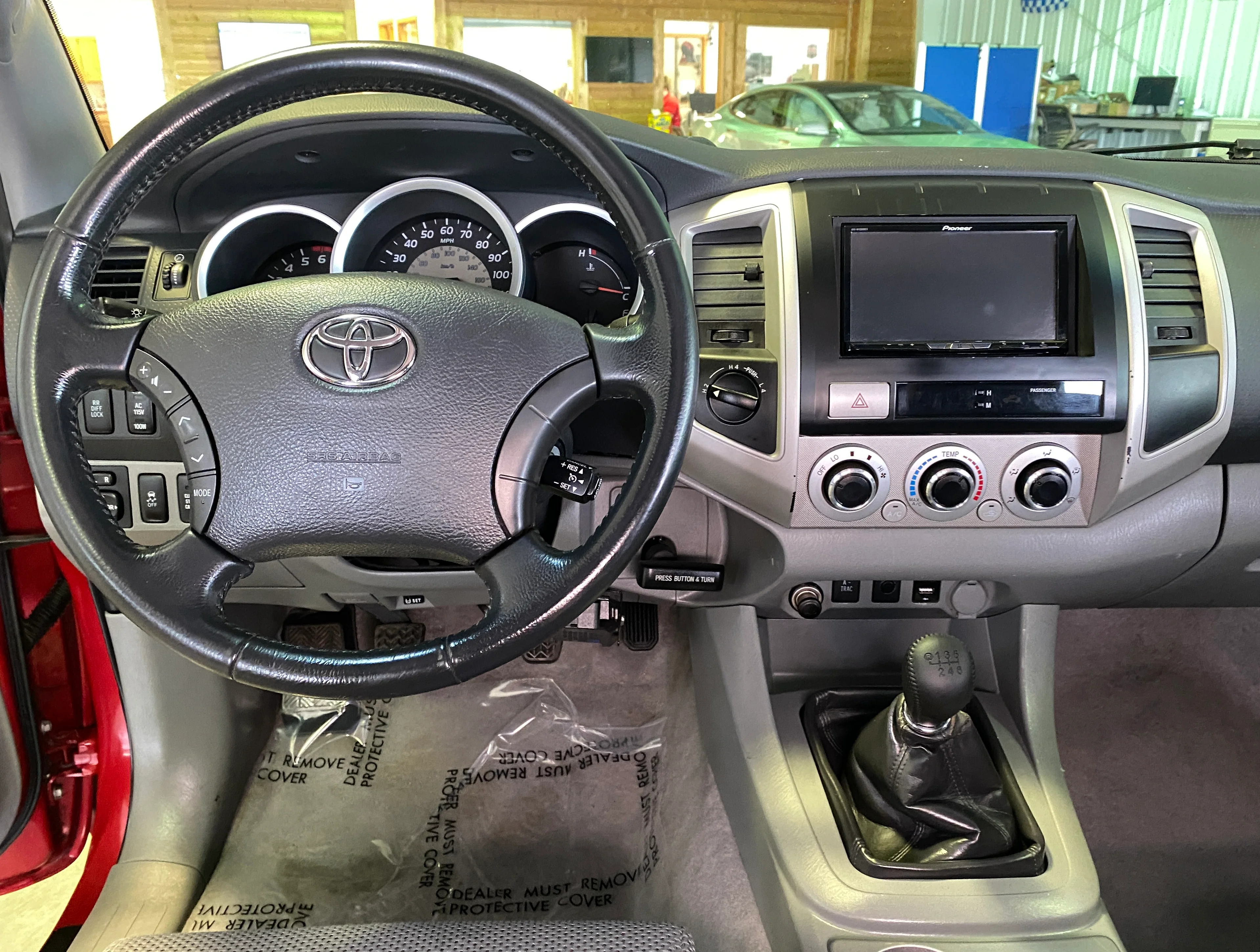 2009 Toyota Tacoma Double Cab TRD Manual - Image 16