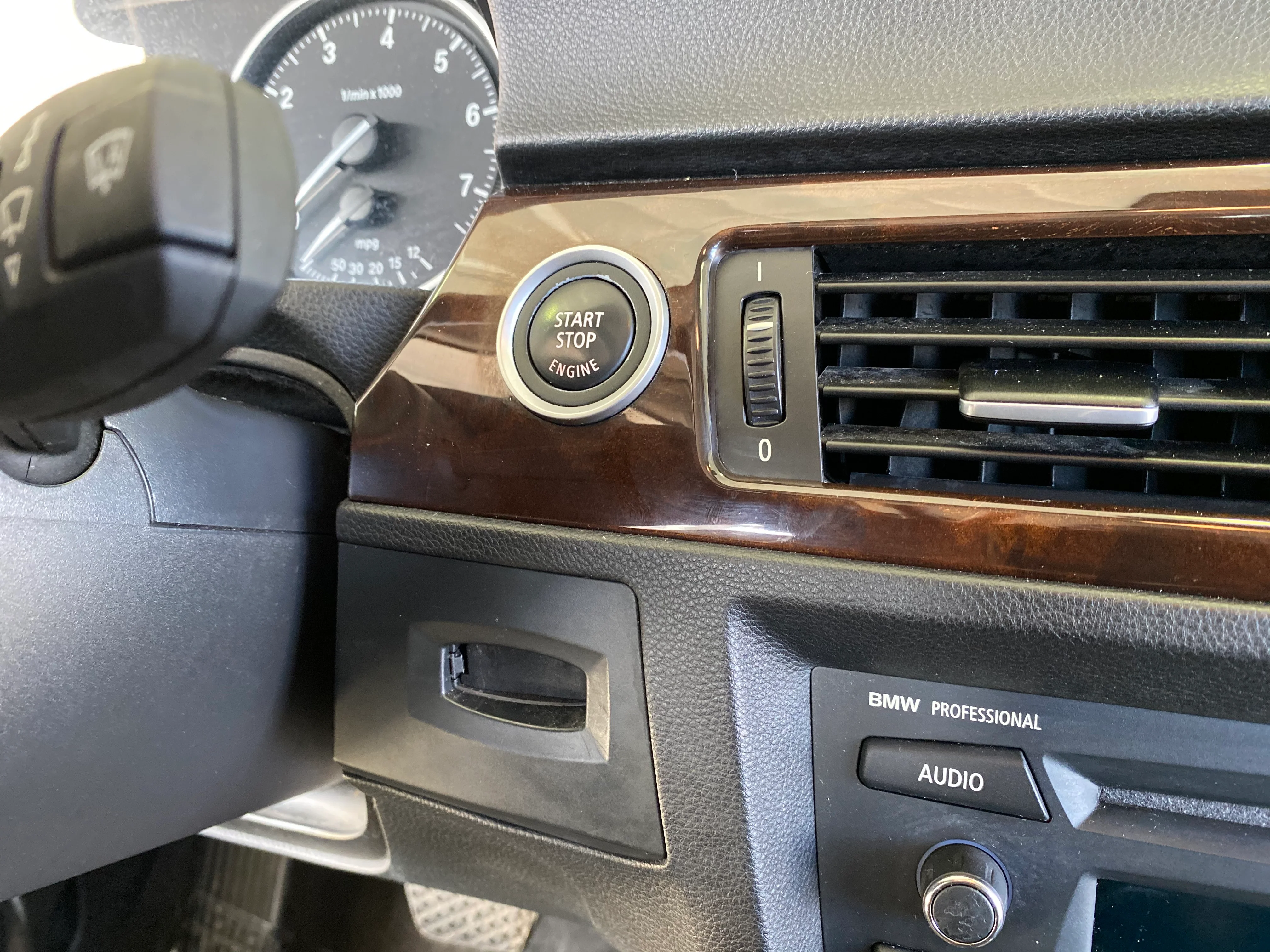 2010 BMW 328i XDrive Wagon - Image 18