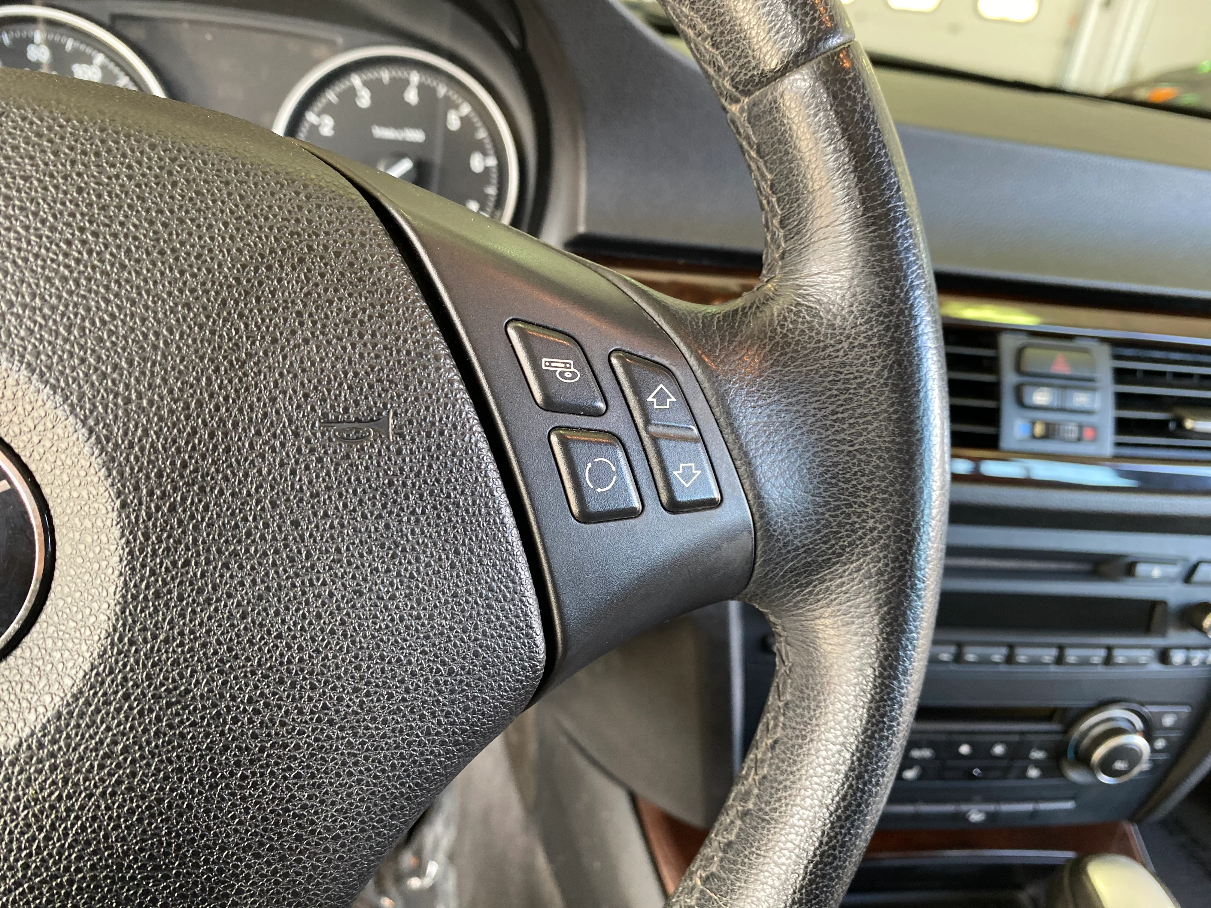 2010 BMW 328i XDrive Wagon - Image 19