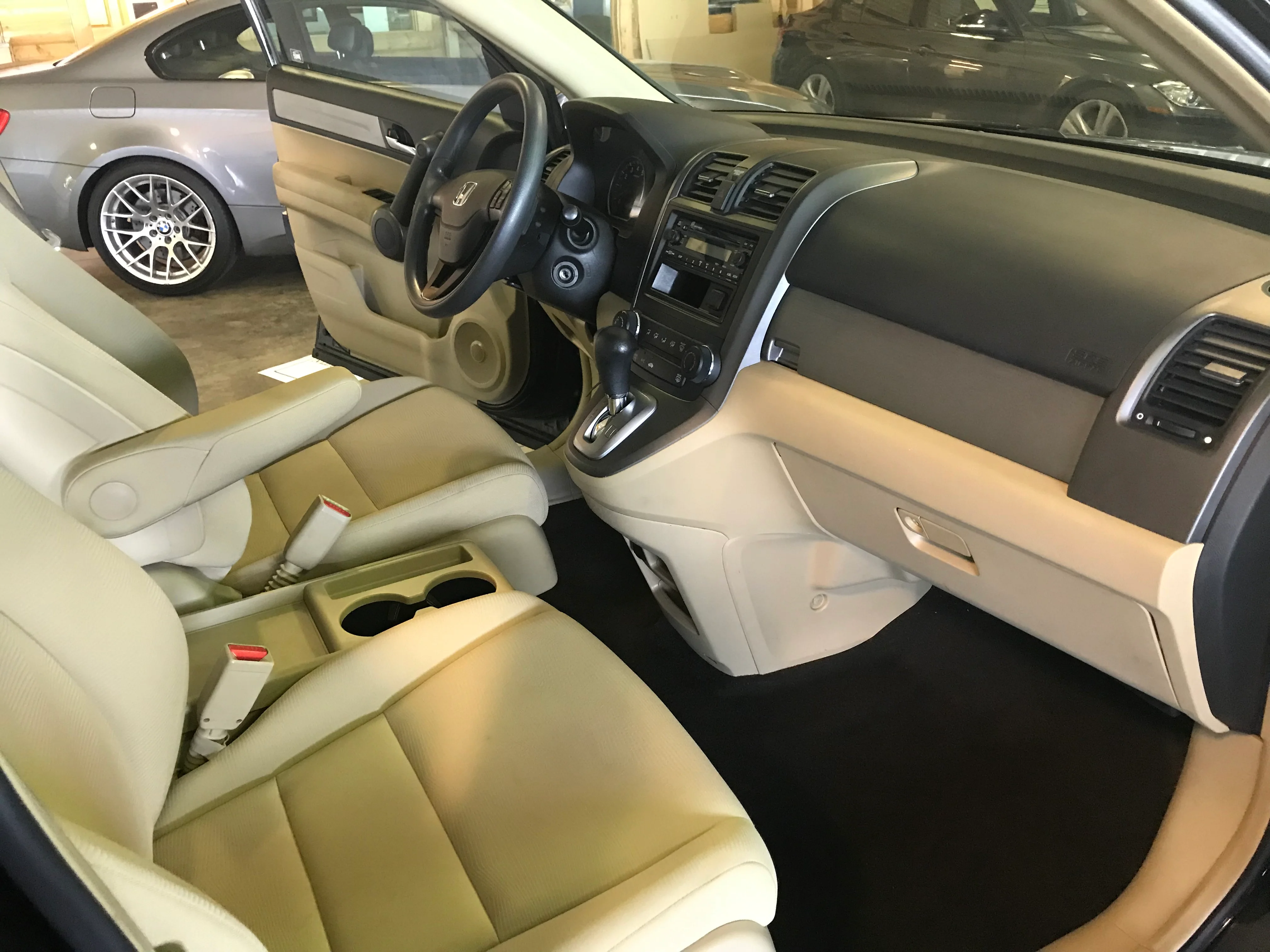 SOLD - 2010 Honda CR-V - Image 12