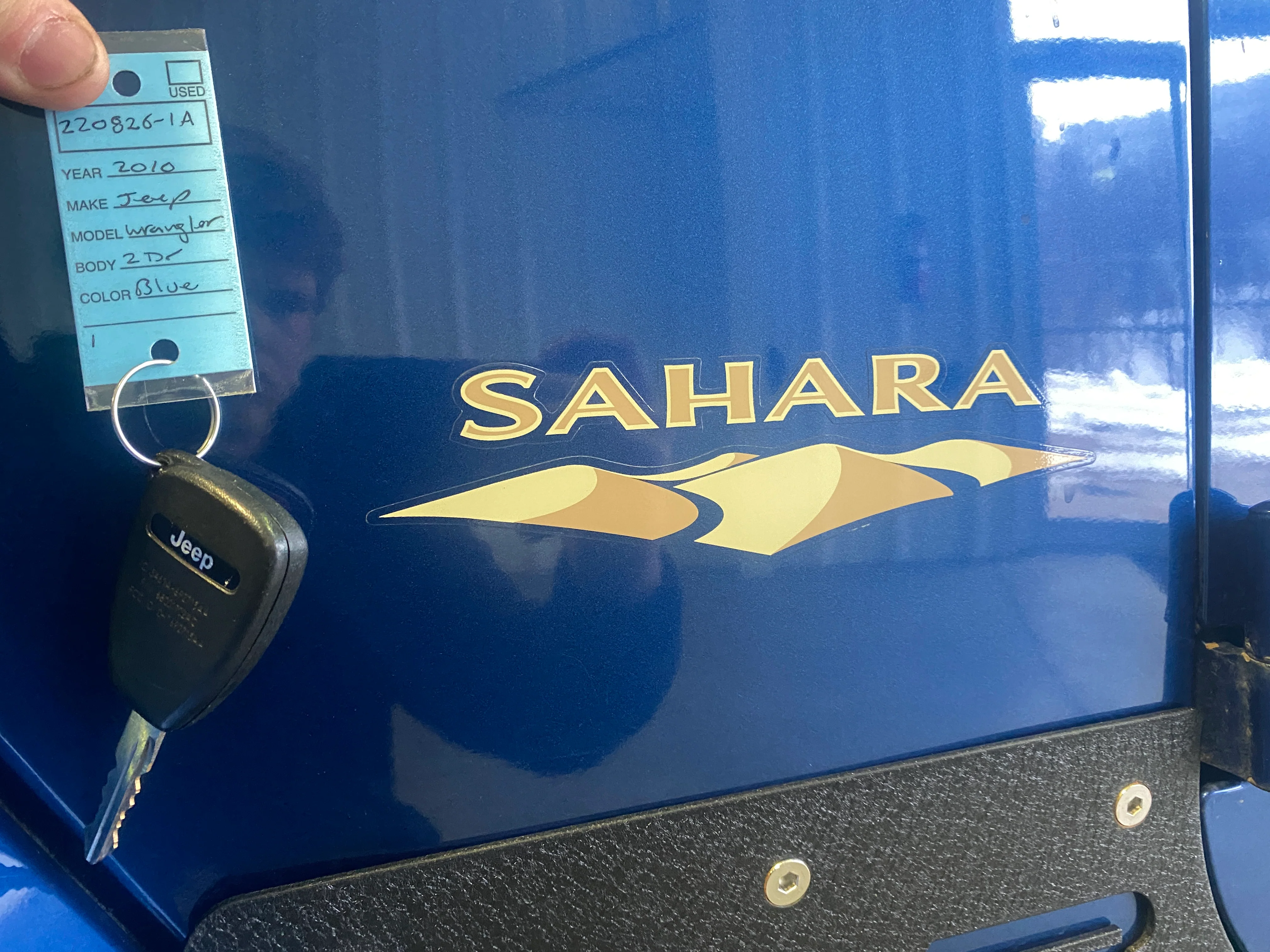 2010 Jeep Wrangler Sahara Manual 4WD - Image 25