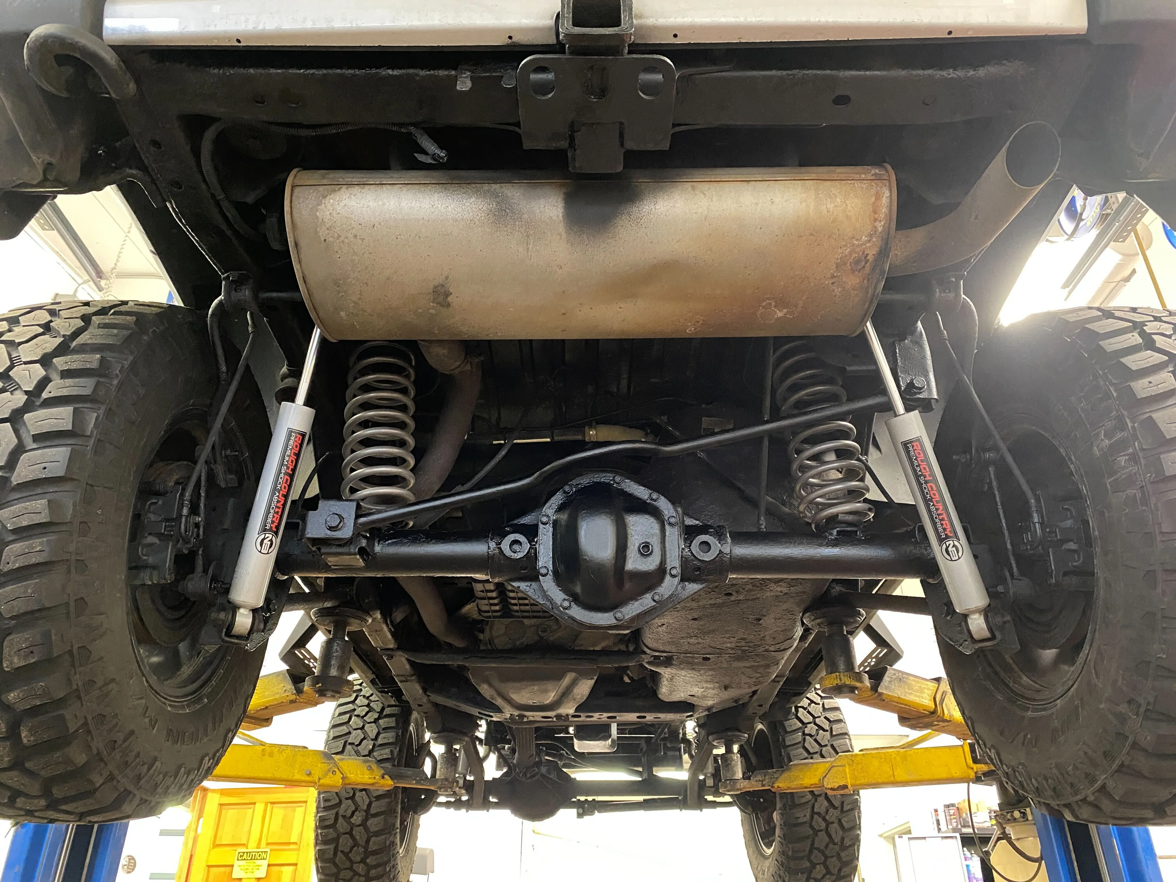 2010 Jeep Wrangler Sahara Manual 4WD - Image 27
