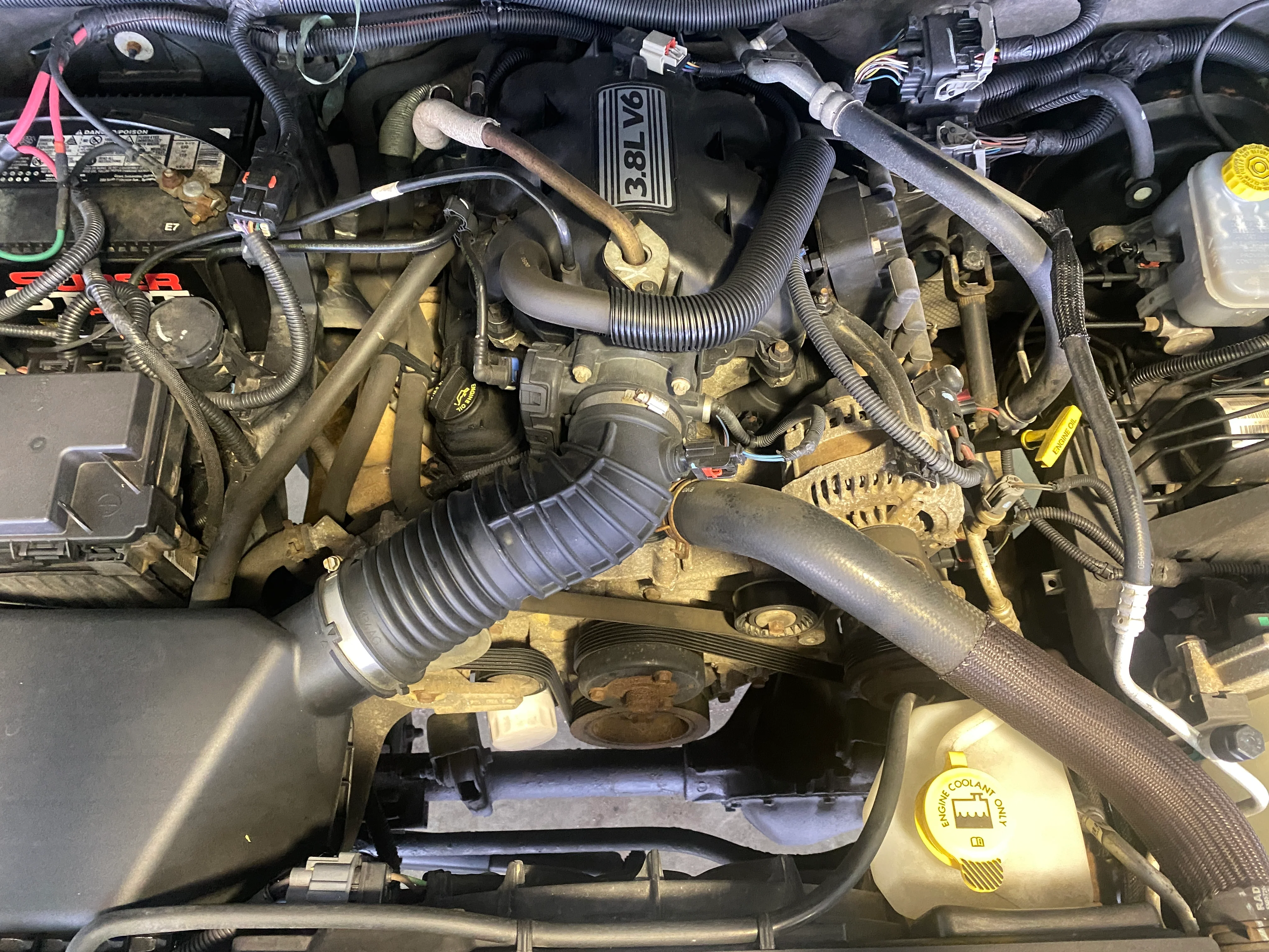 2010 Jeep Wrangler Sahara Manual 4WD - Image 8
