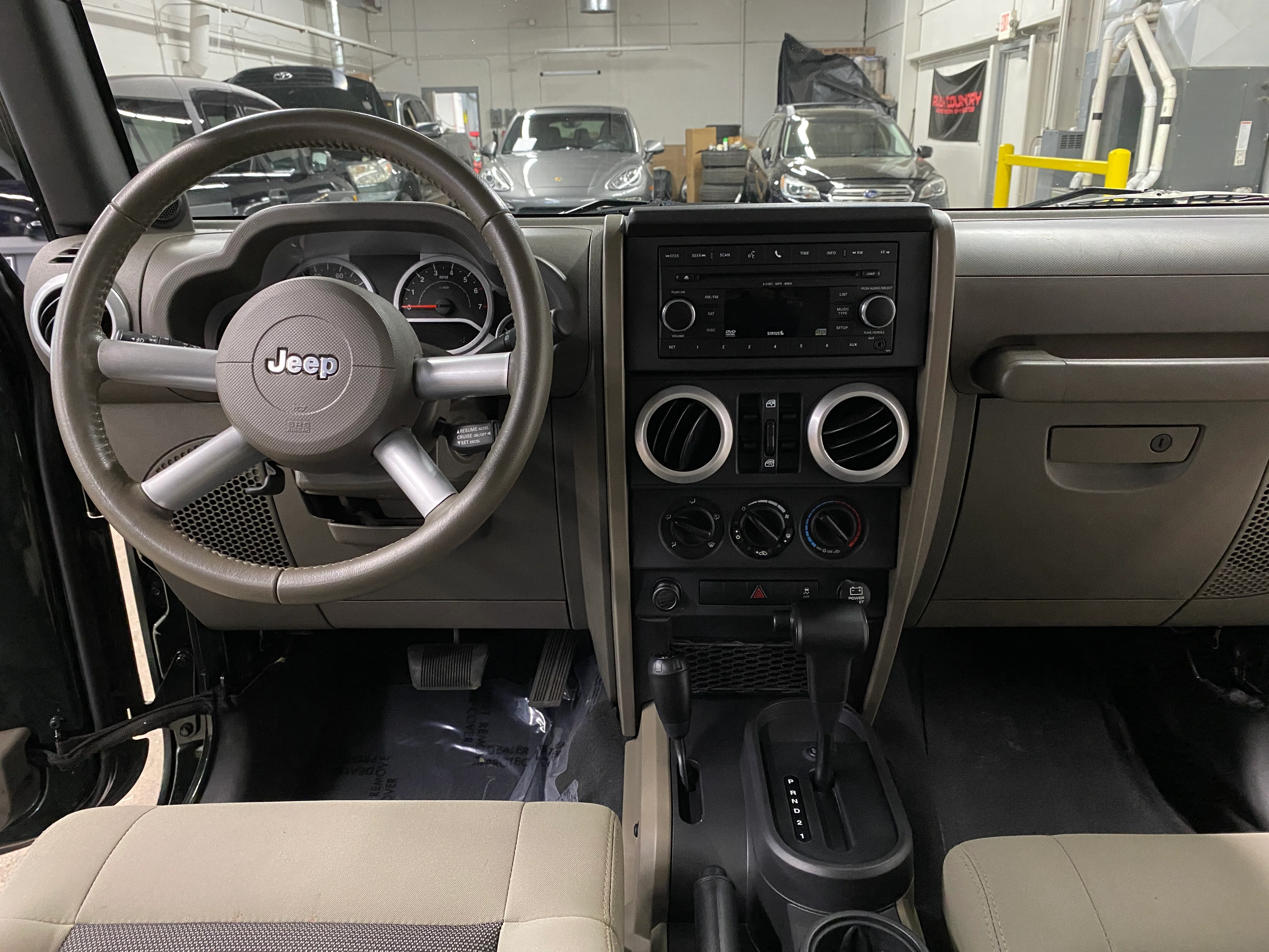2010 Jeep Wrangler Unlimited Sahara 4WD - Image 18