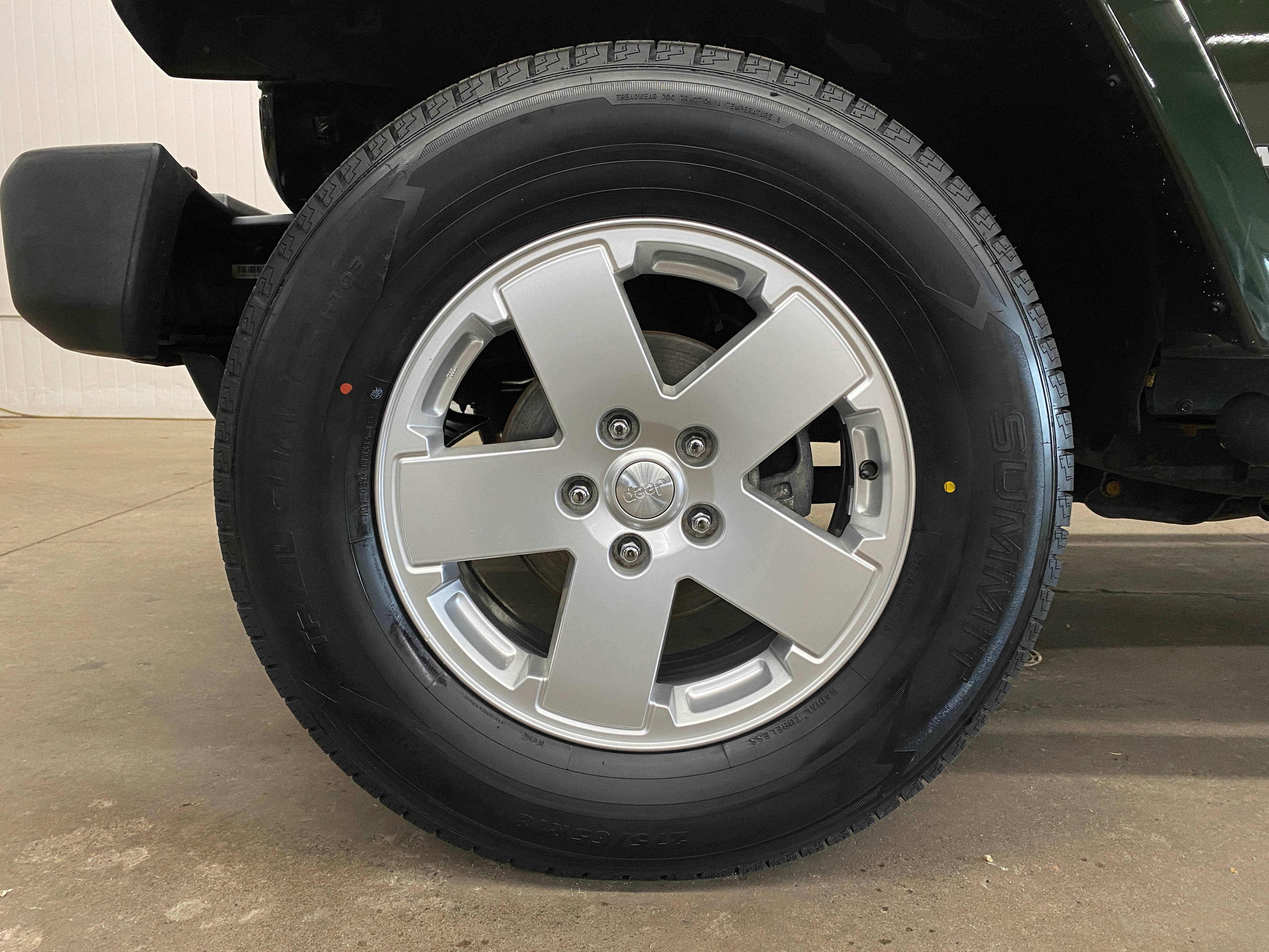 2010 Jeep Wrangler Unlimited Sahara 4WD - Image 26