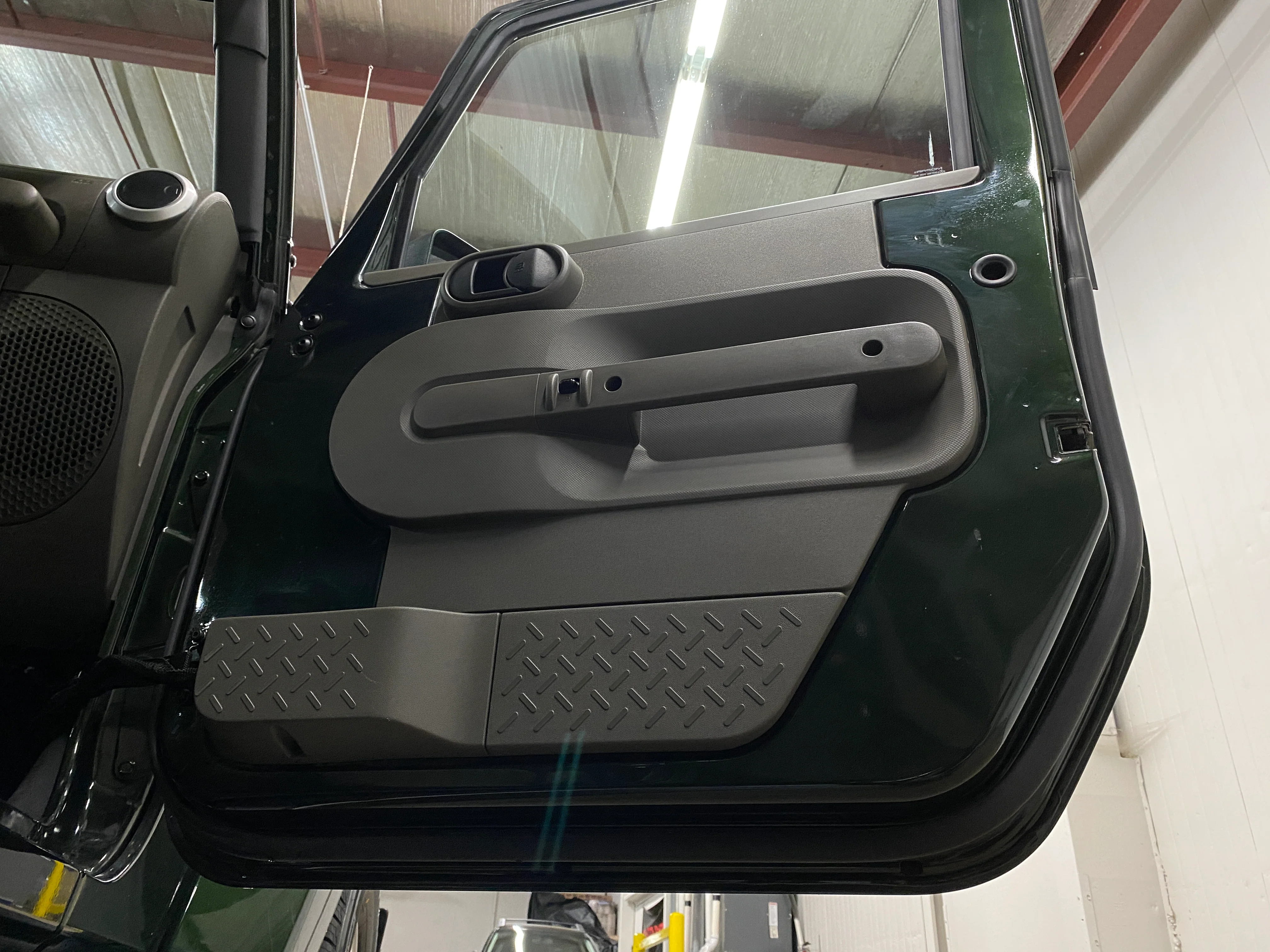 2010 Jeep Wrangler Unlimited Sahara 4WD - Image 45