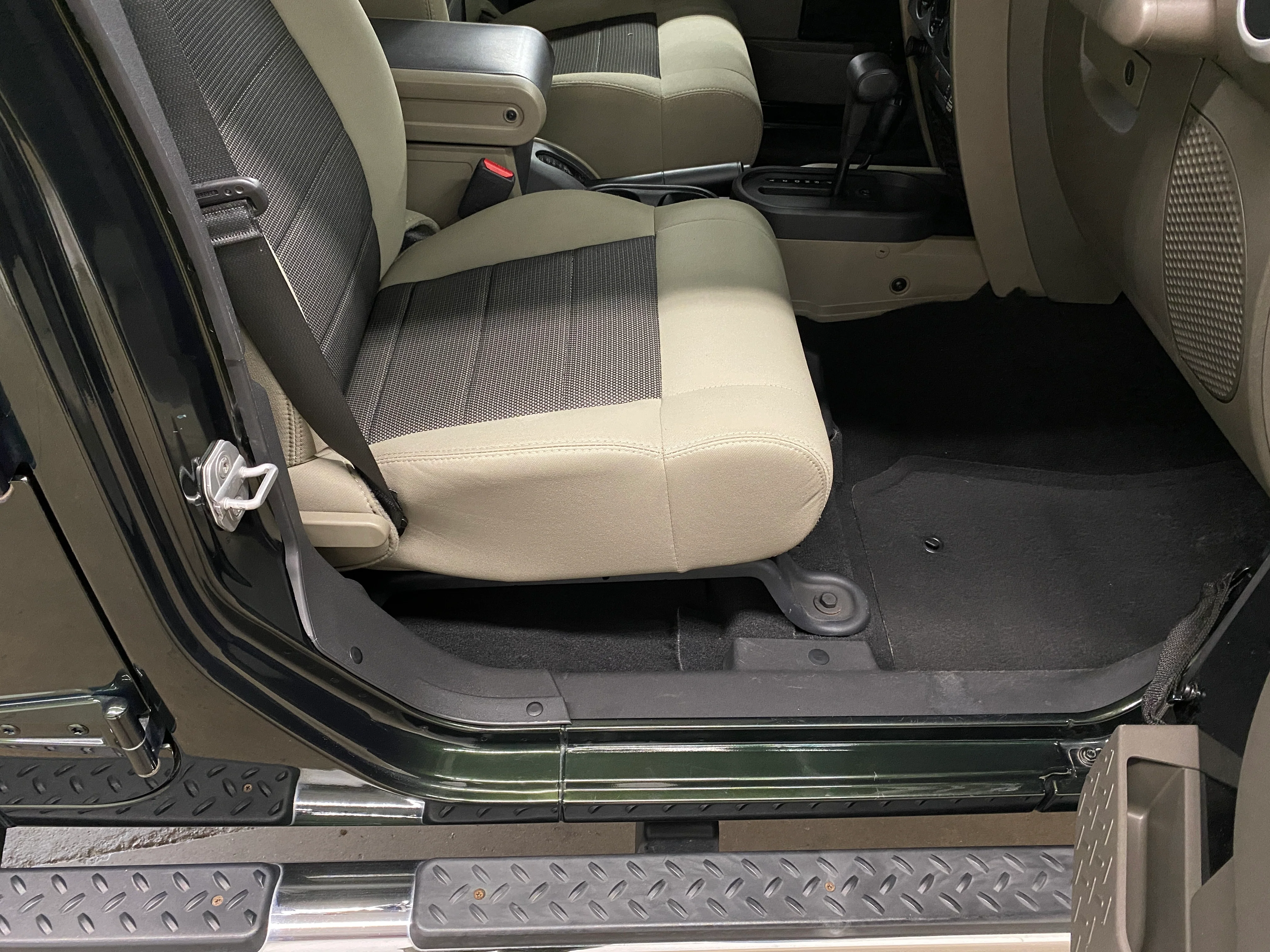 2010 Jeep Wrangler Unlimited Sahara 4WD - Image 46