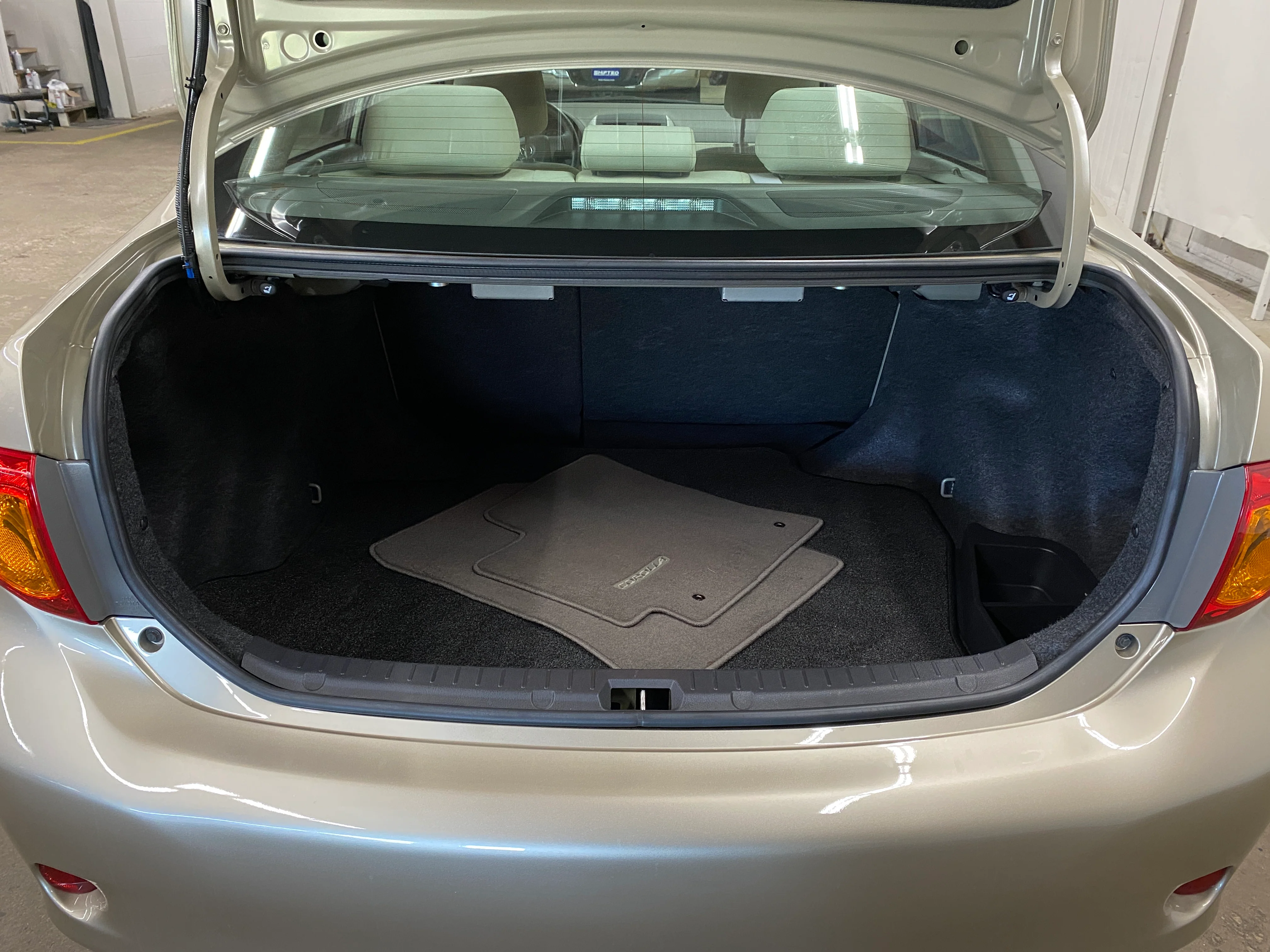 2010 Toyota Corolla Manual - Image 12