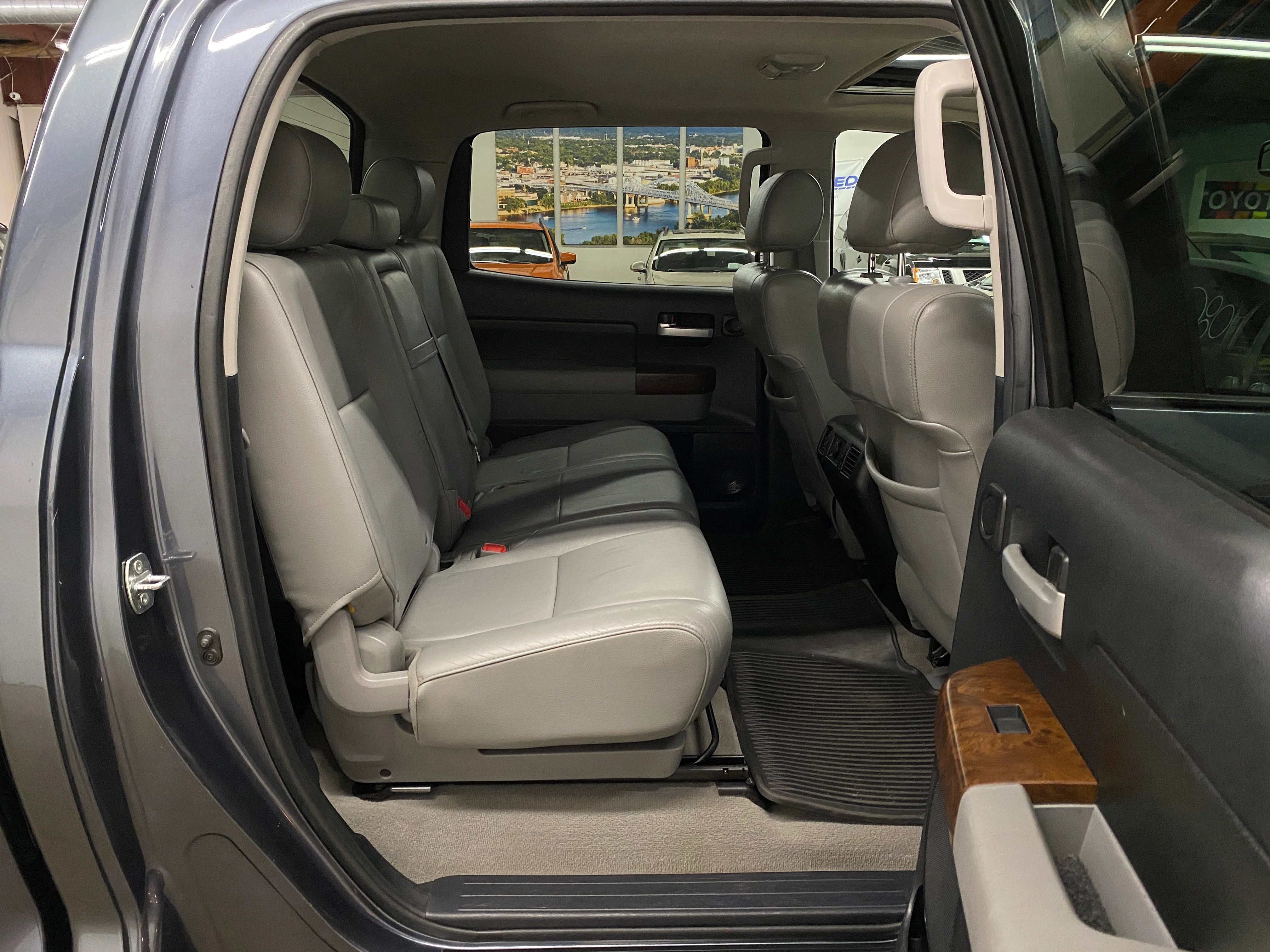 2010 Toyota Tundra Limited Crew Cab 5.7L 4WD - Image 15
