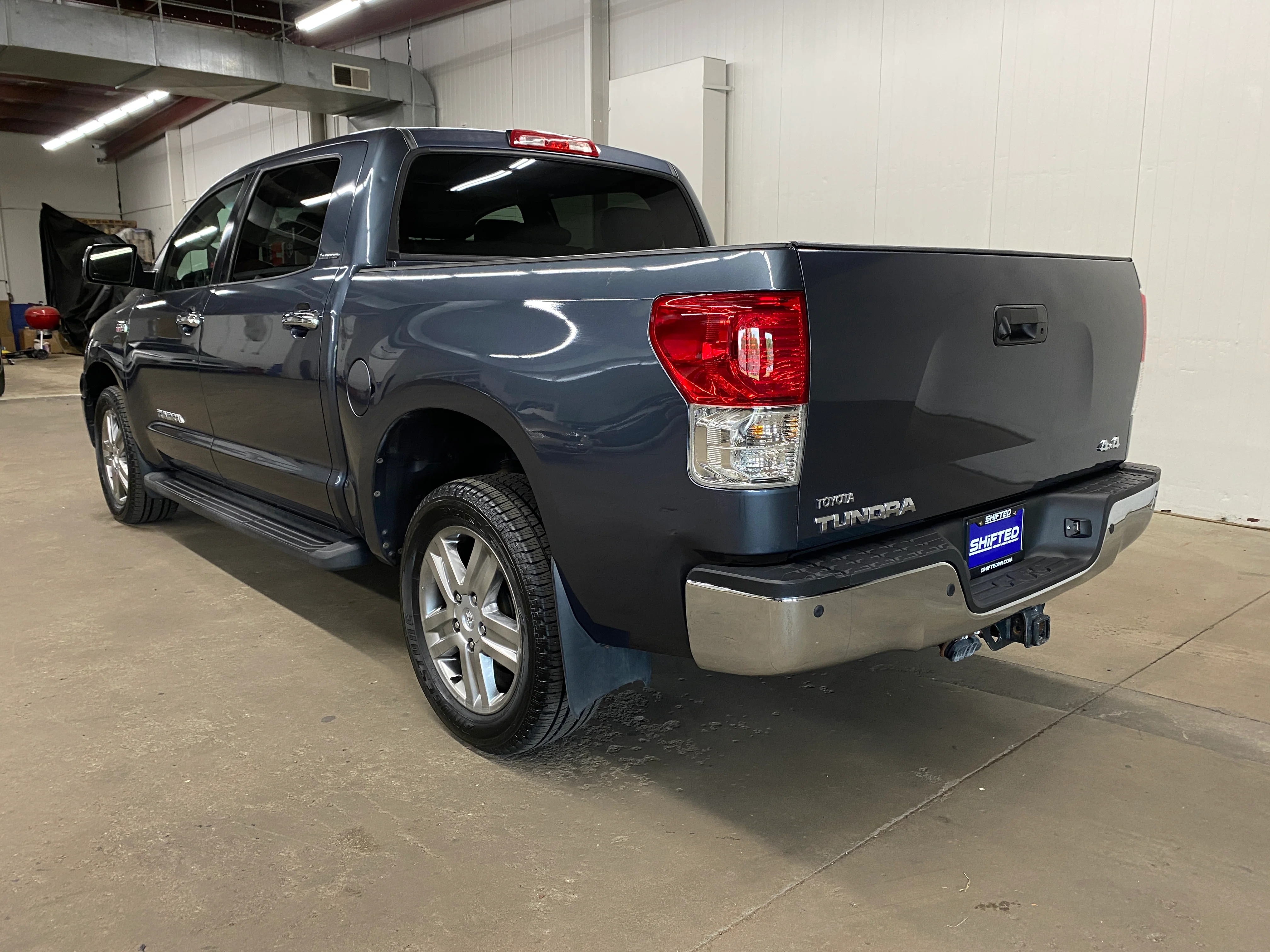2010 Toyota Tundra Limited Crew Cab 5.7L 4WD - Image 3