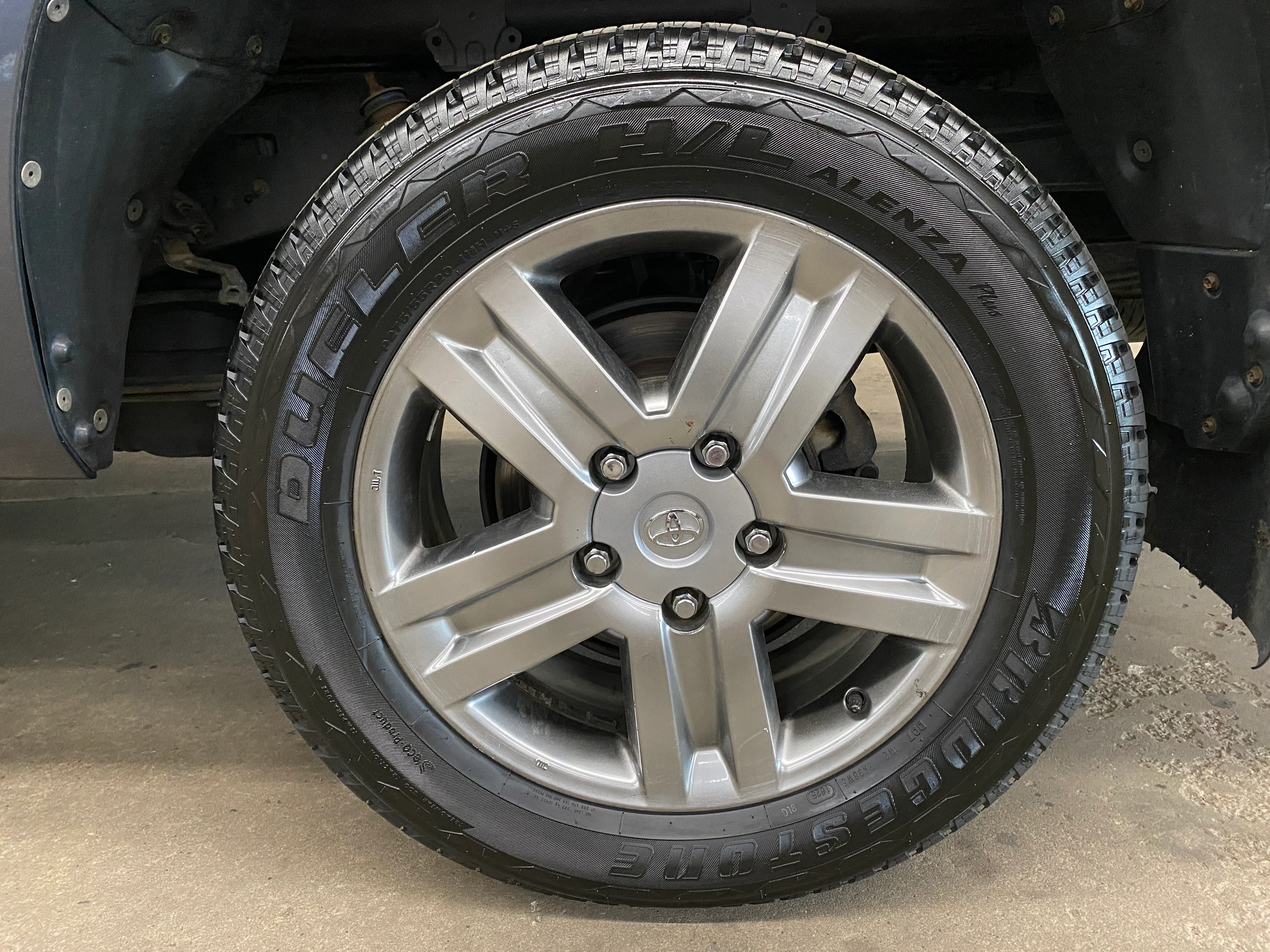 2010 Toyota Tundra Limited Crew Cab 5.7L 4WD - Image 33