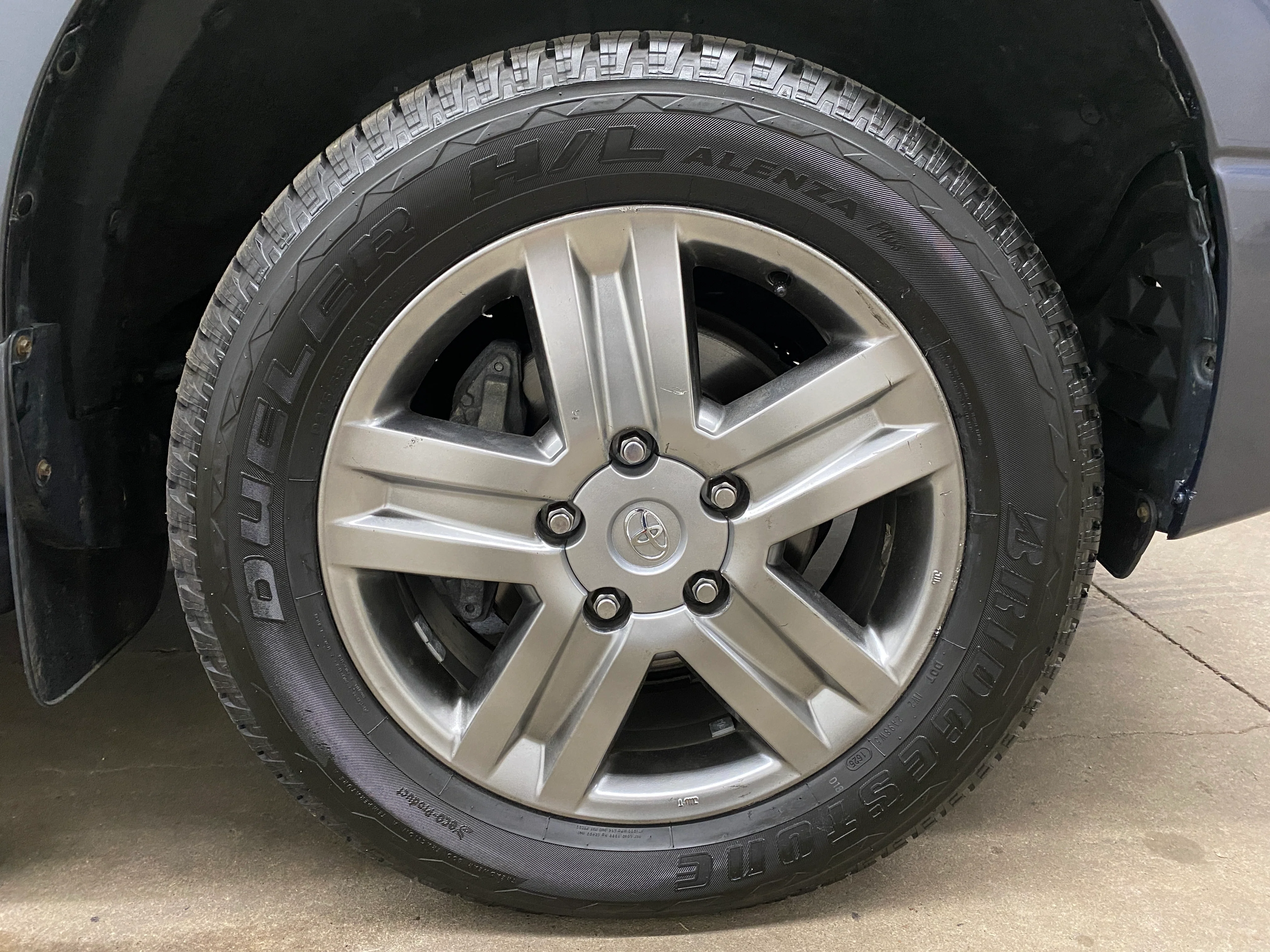 2010 Toyota Tundra Limited Crew Cab 5.7L 4WD - Image 37