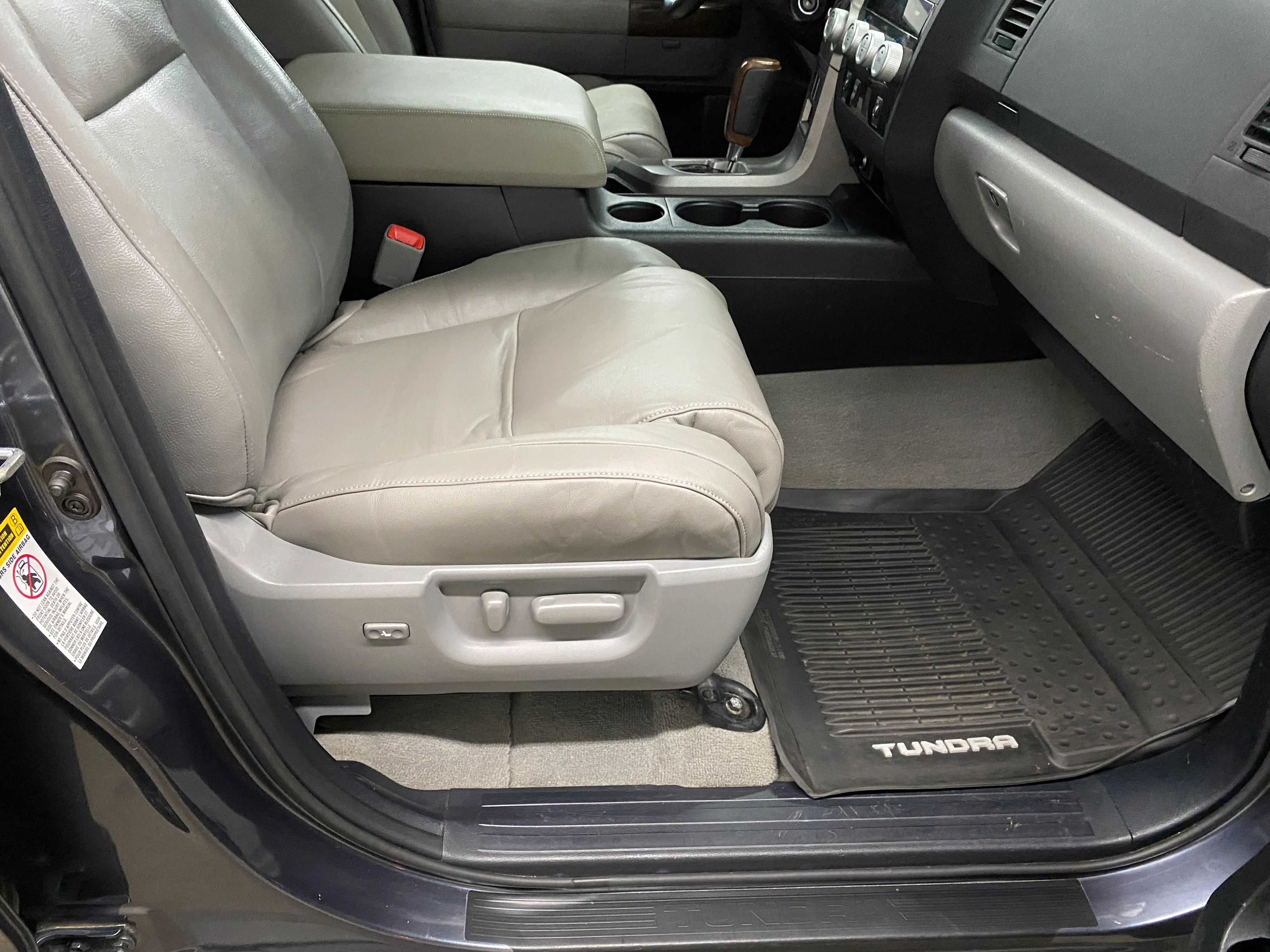 2010 Toyota Tundra Limited Crew Cab 5.7L 4WD - Image 49