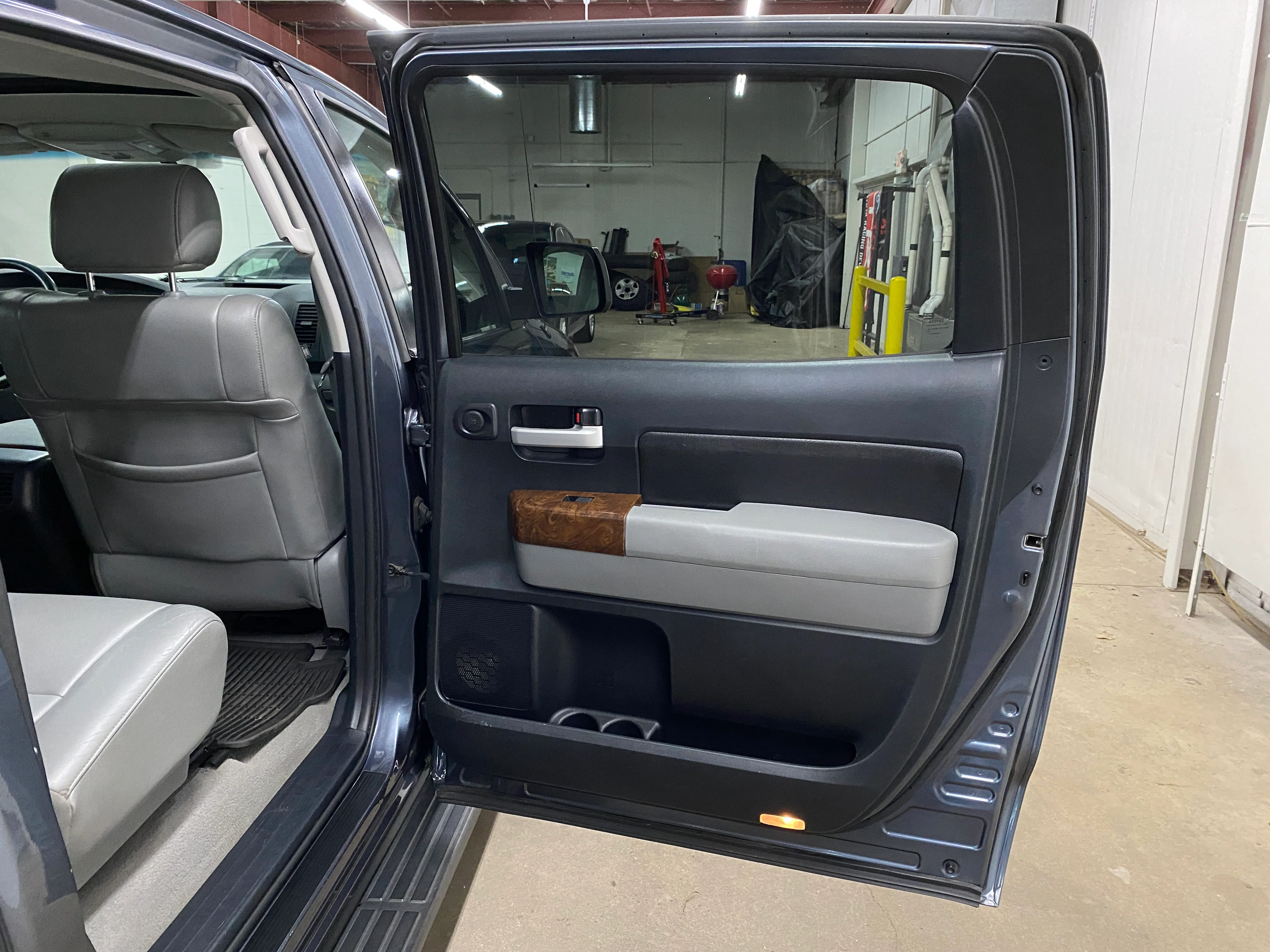 2010 Toyota Tundra Limited Crew Cab 5.7L 4WD - Image 54