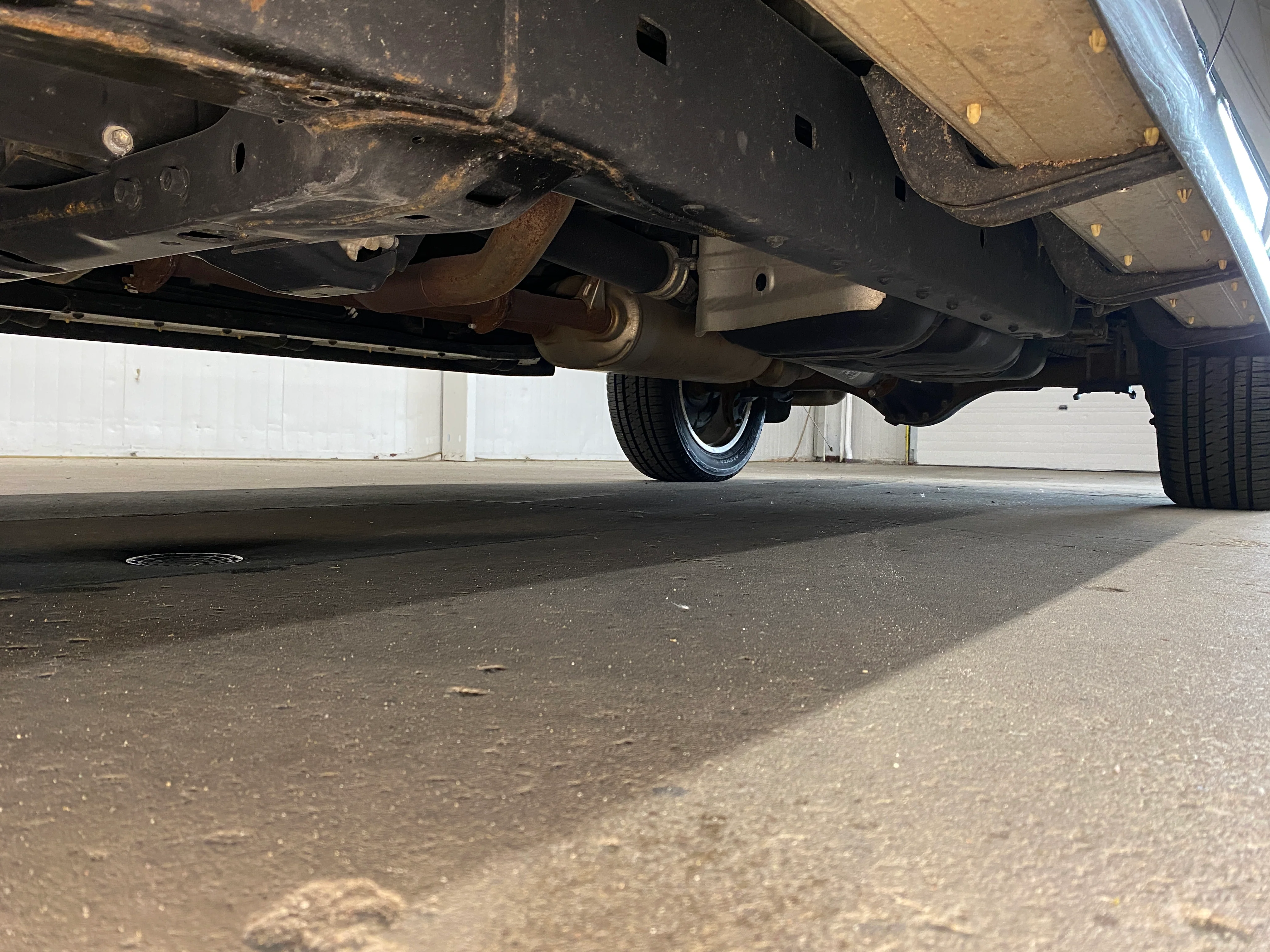 2010 Toyota Tundra Limited Crew Cab 5.7L 4WD - Image 55