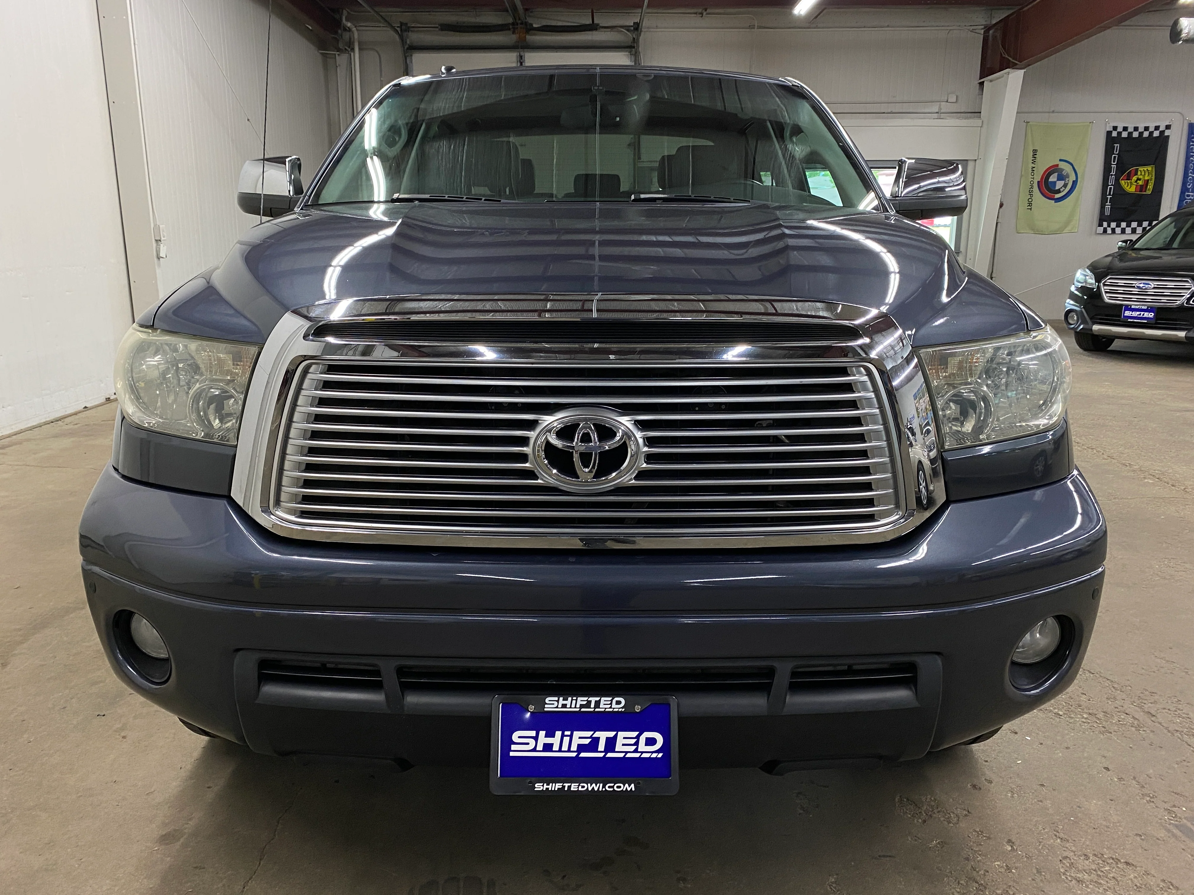 2010 Toyota Tundra Limited Crew Cab 5.7L 4WD - Image 7