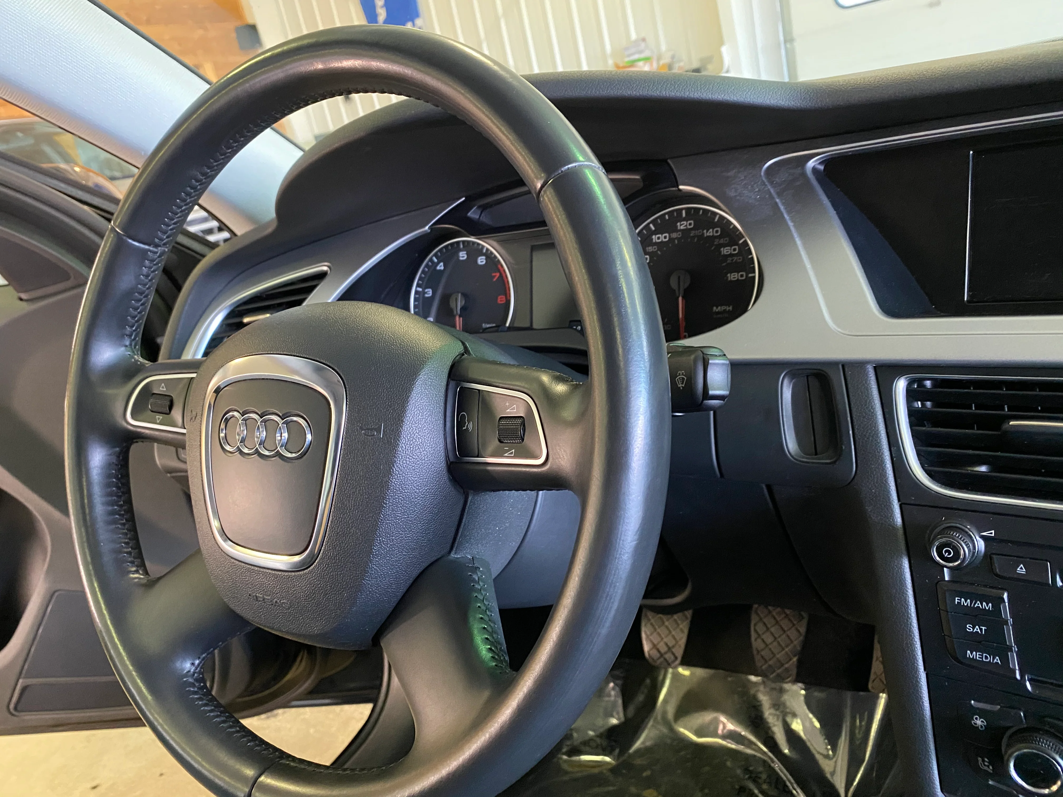 2011 Audi A4 Premium Plus Manual - Image 18