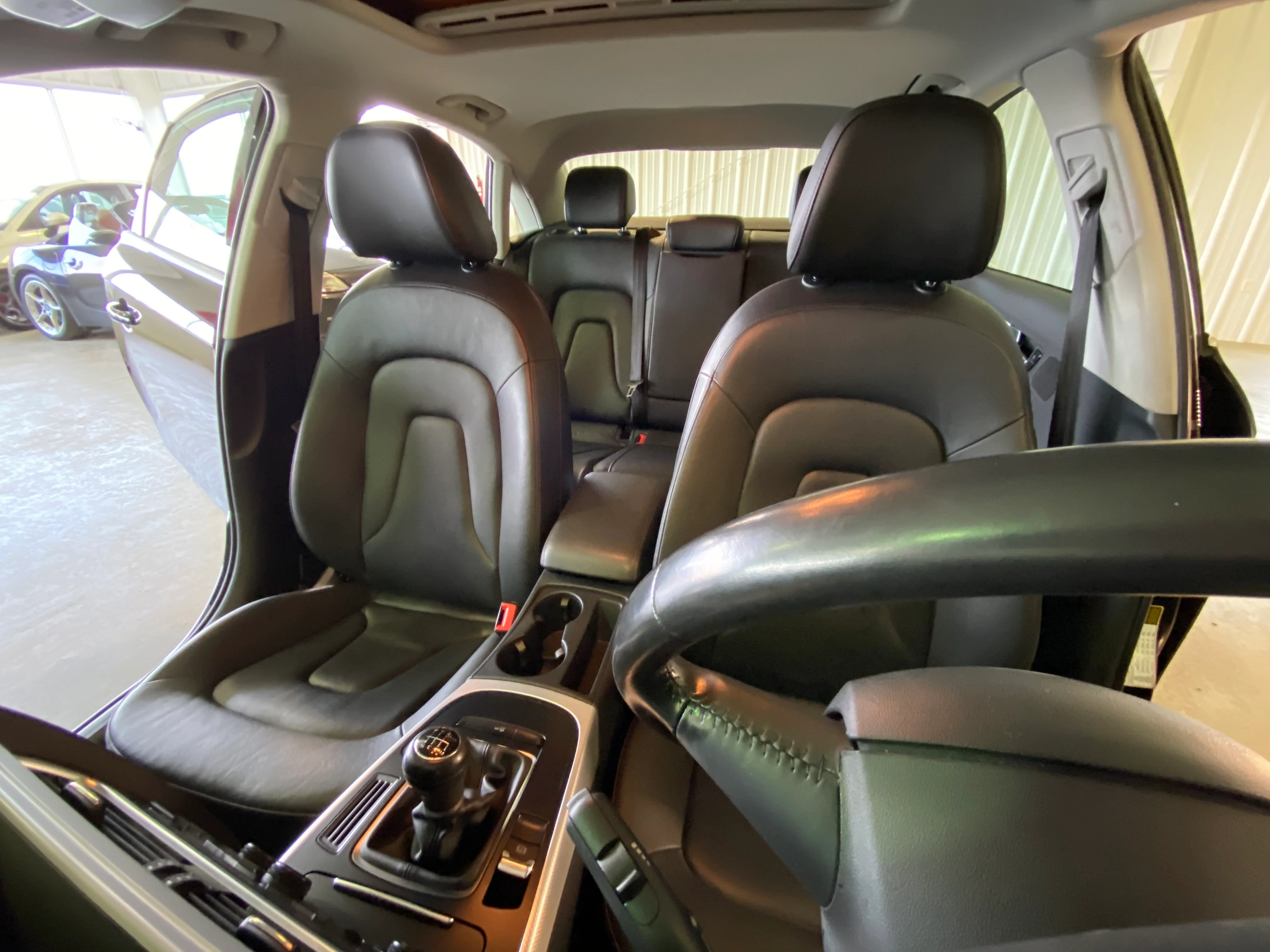 2011 Audi A4 Premium Plus Manual - Image 24