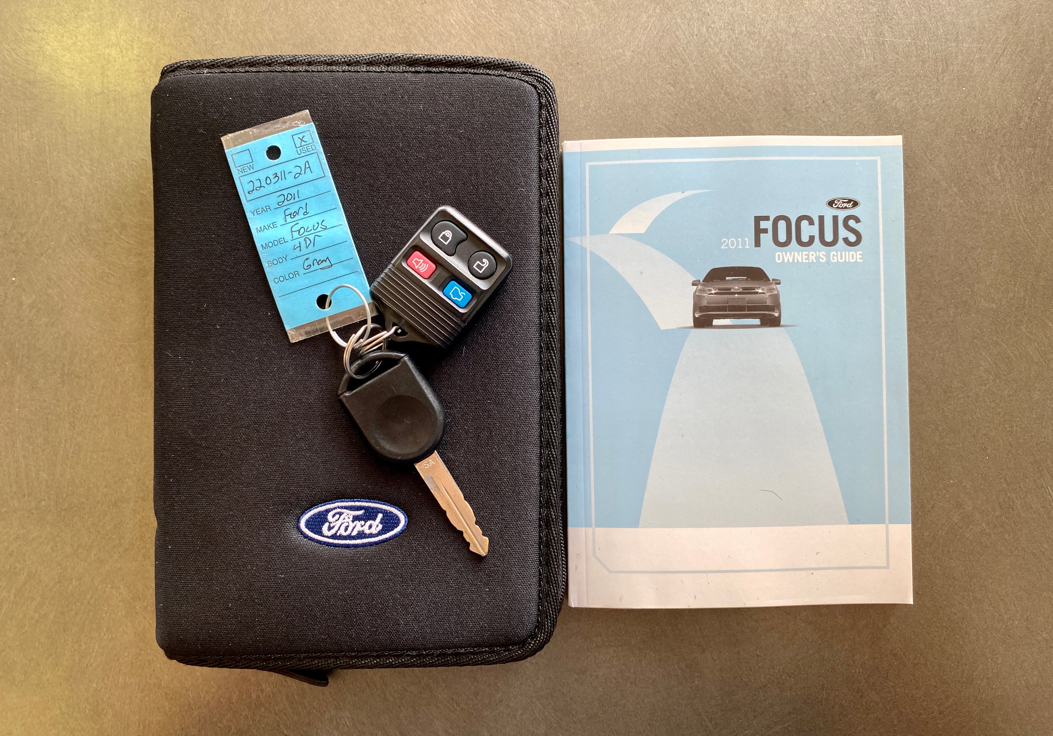 2011 Ford Focus SES Sedan - Image 27