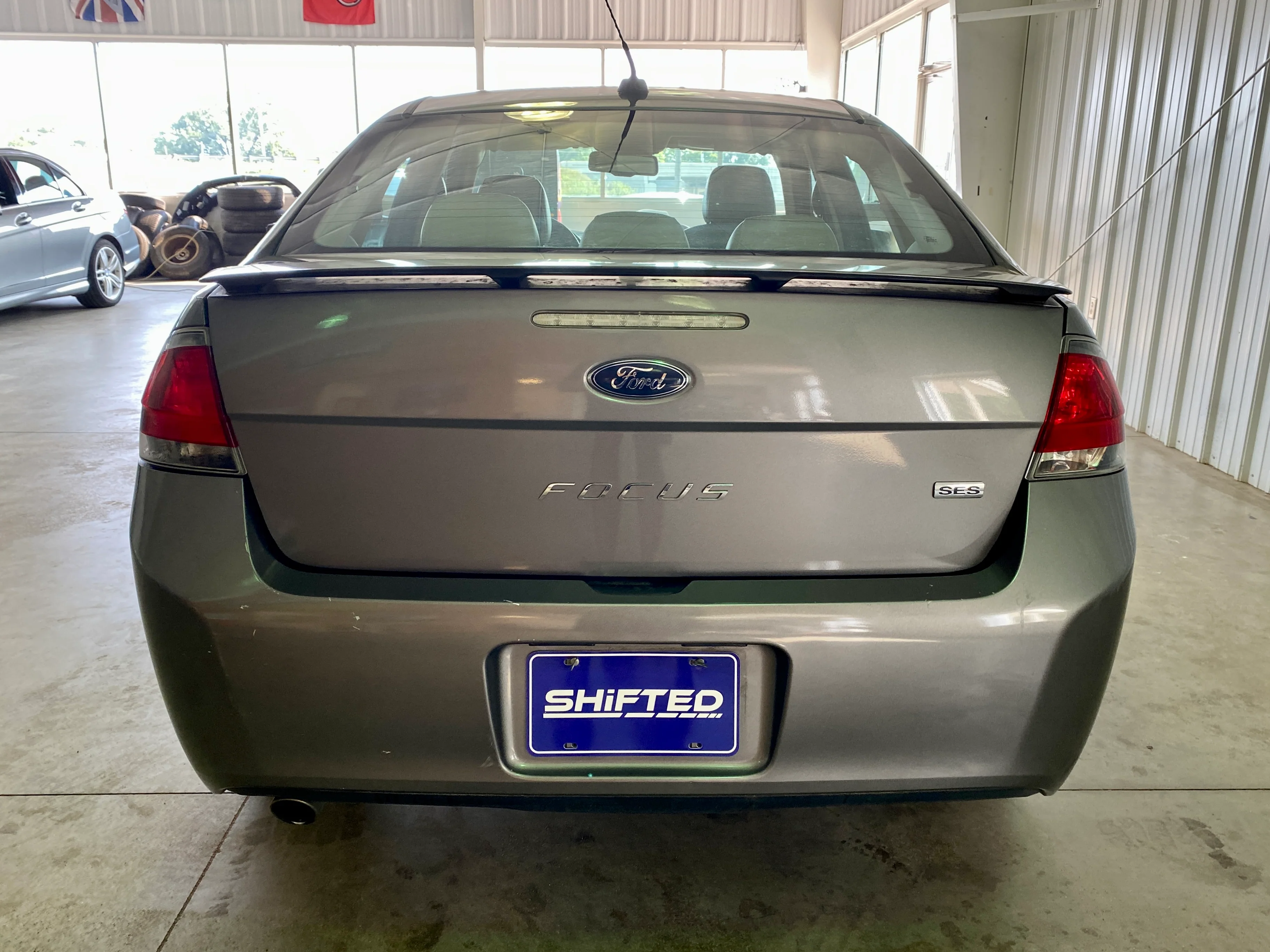 2011 Ford Focus SES Sedan - Image 4
