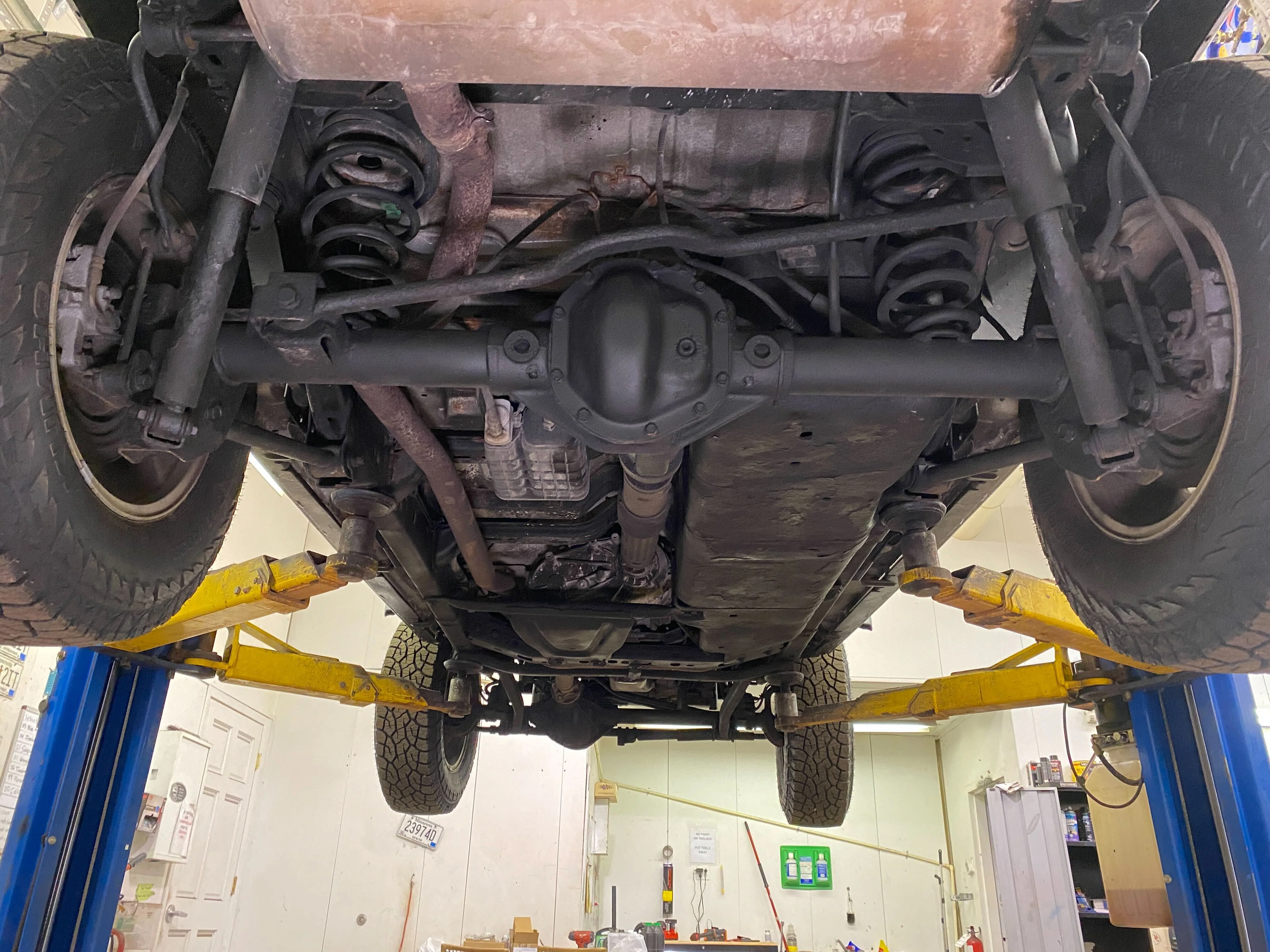 2011 Jeep Wrangler Unlimited Rubicon - Image 28