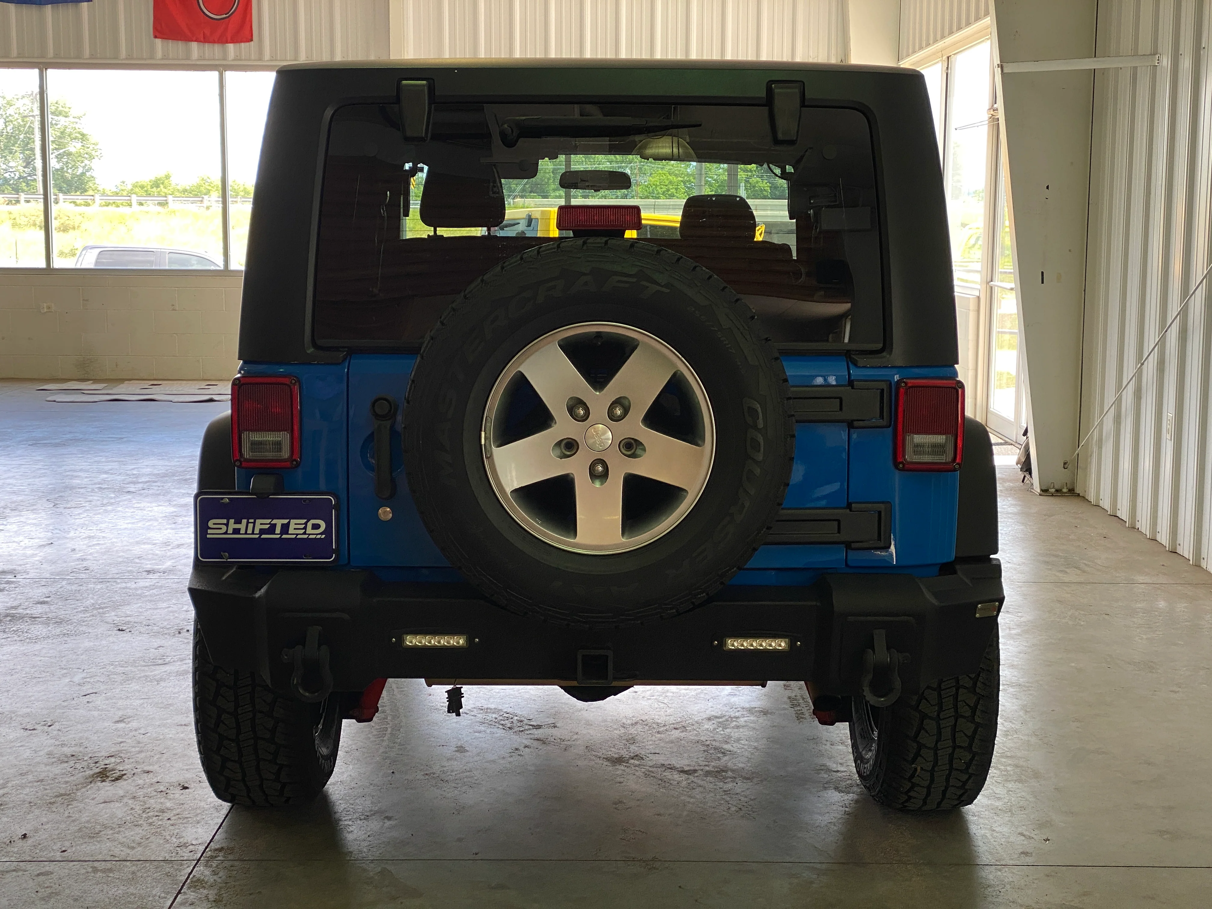 2011 Jeep Wrangler Rubicon Manual - Image 4