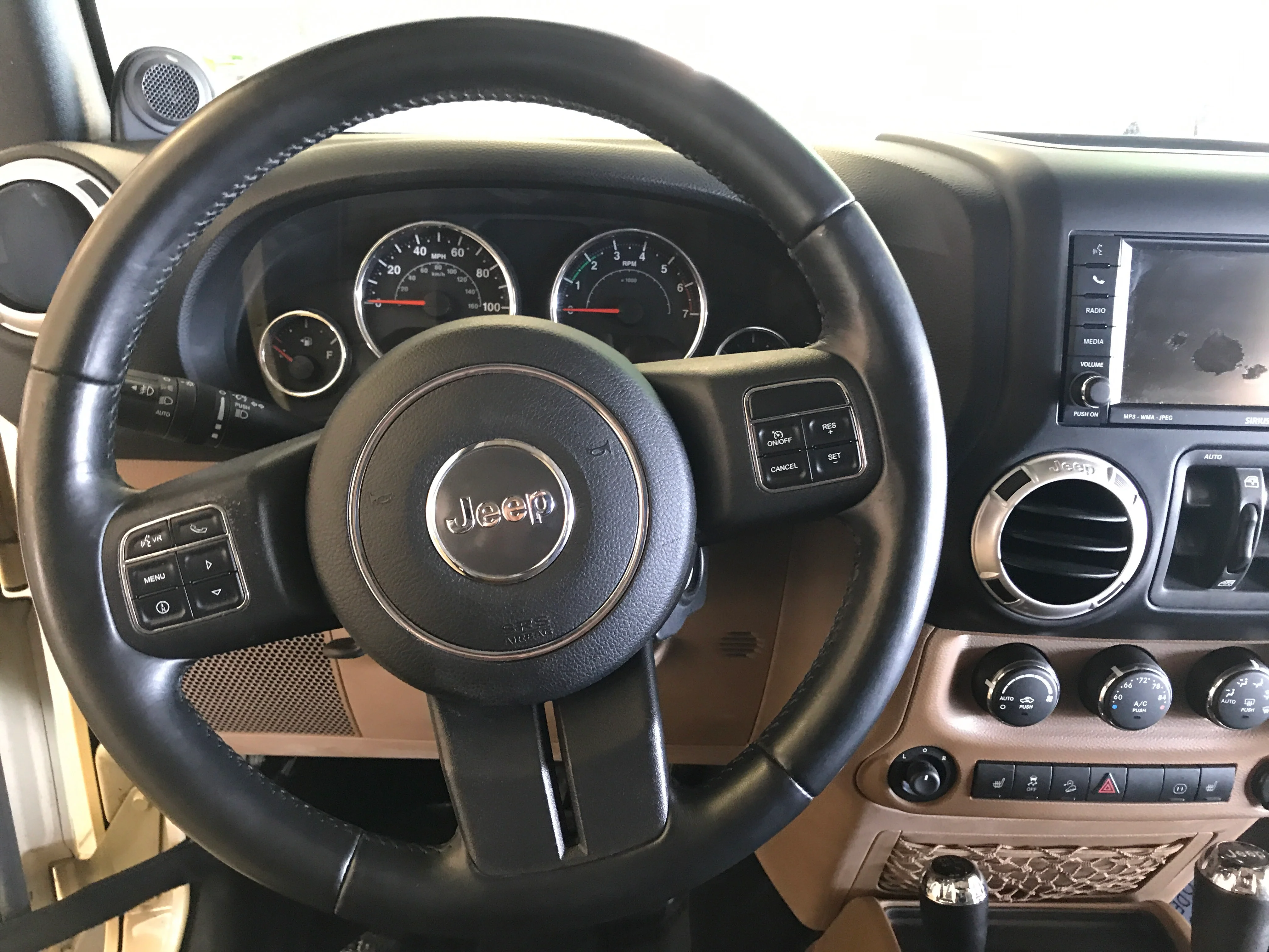 2011 Jeep Wrangler - Image 18