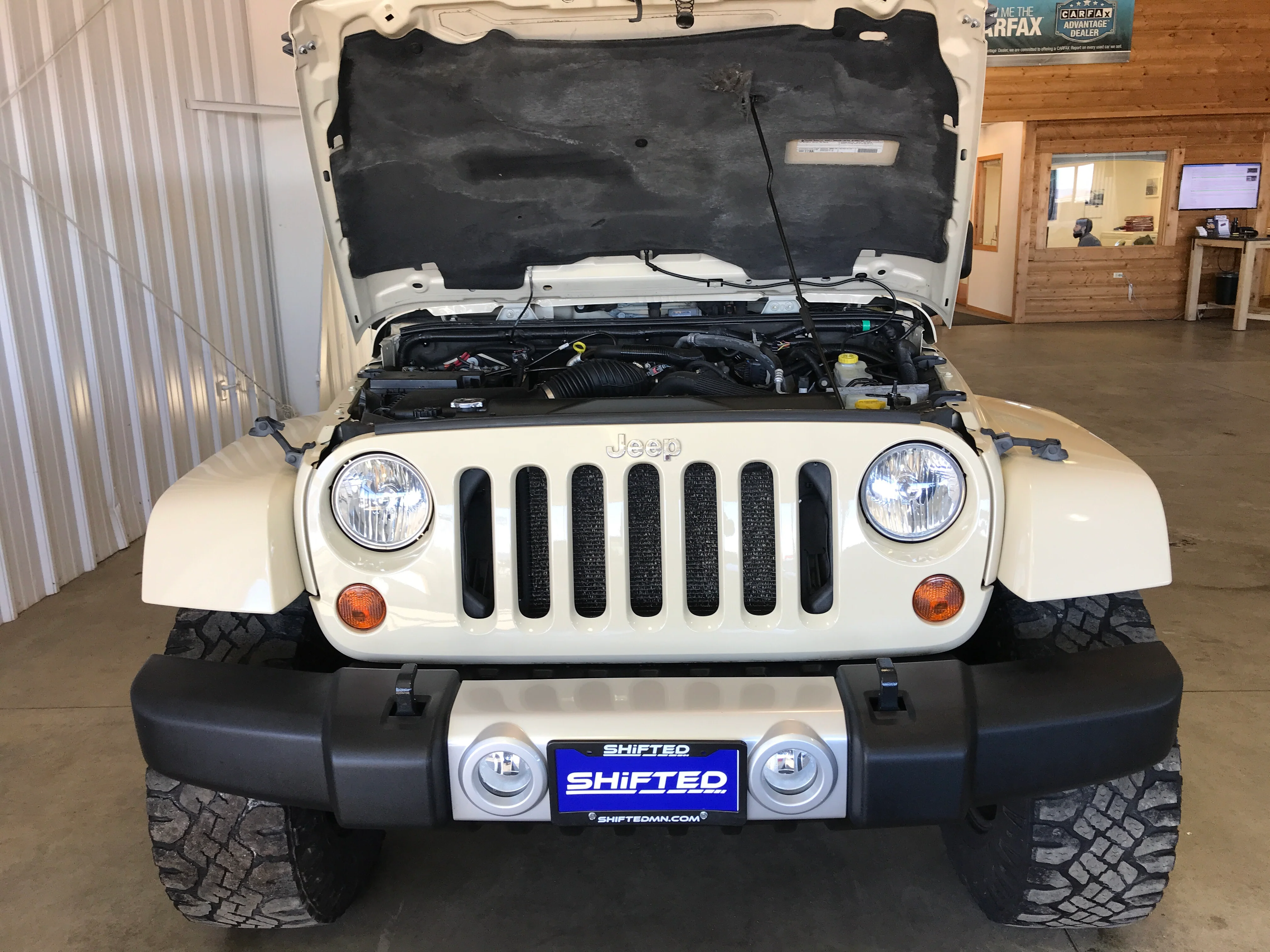 2011 Jeep Wrangler - Image 7
