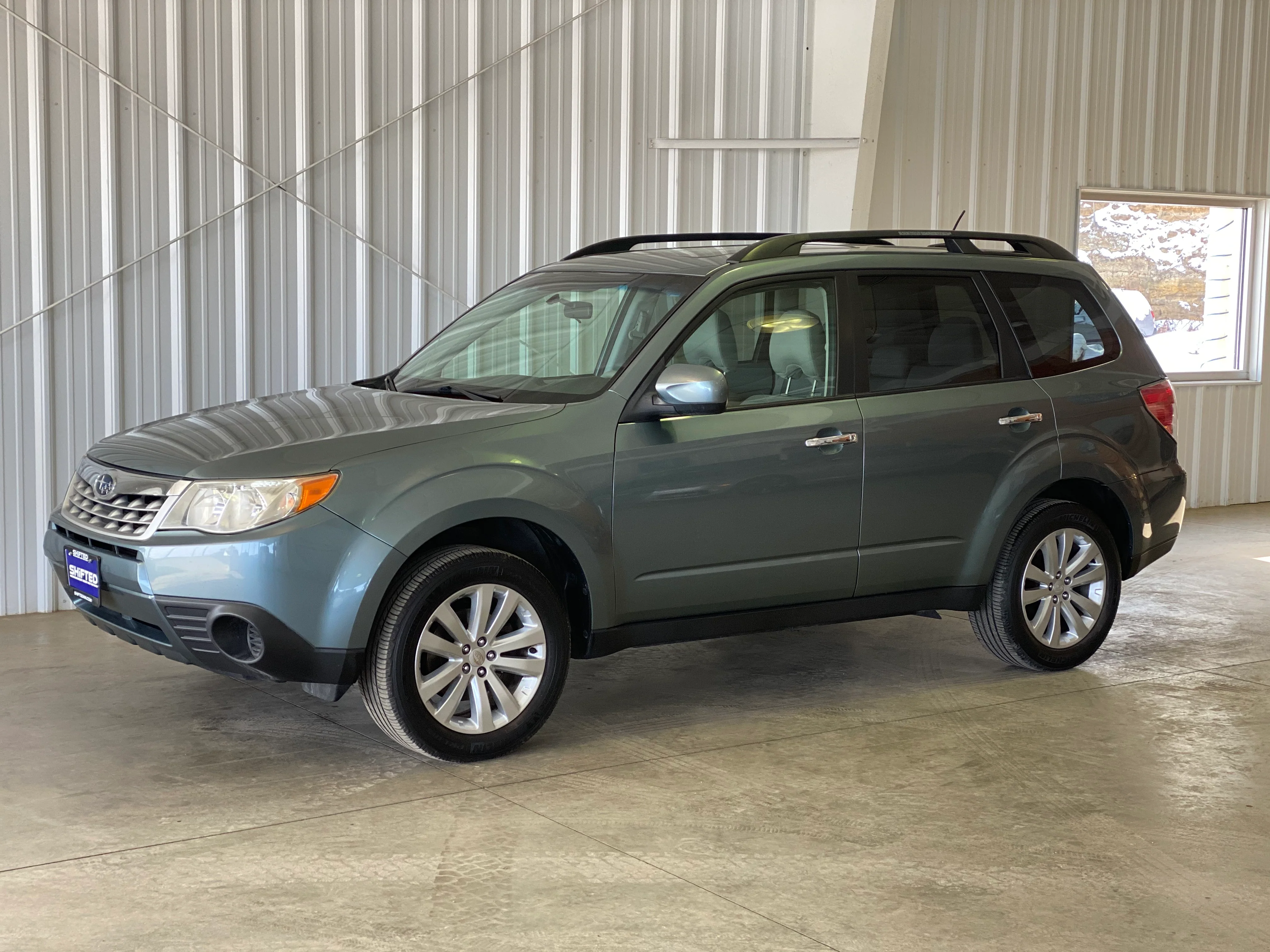 2011 Subaru Forester Premium Manual