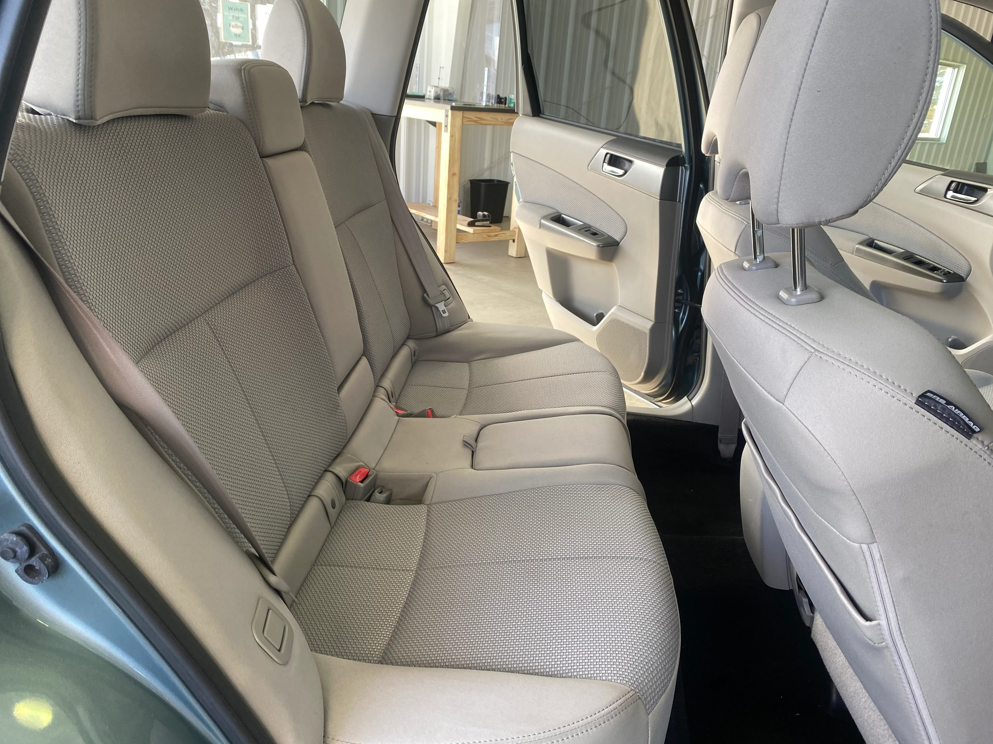 2011 Subaru Forester Premium Manual - Image 14